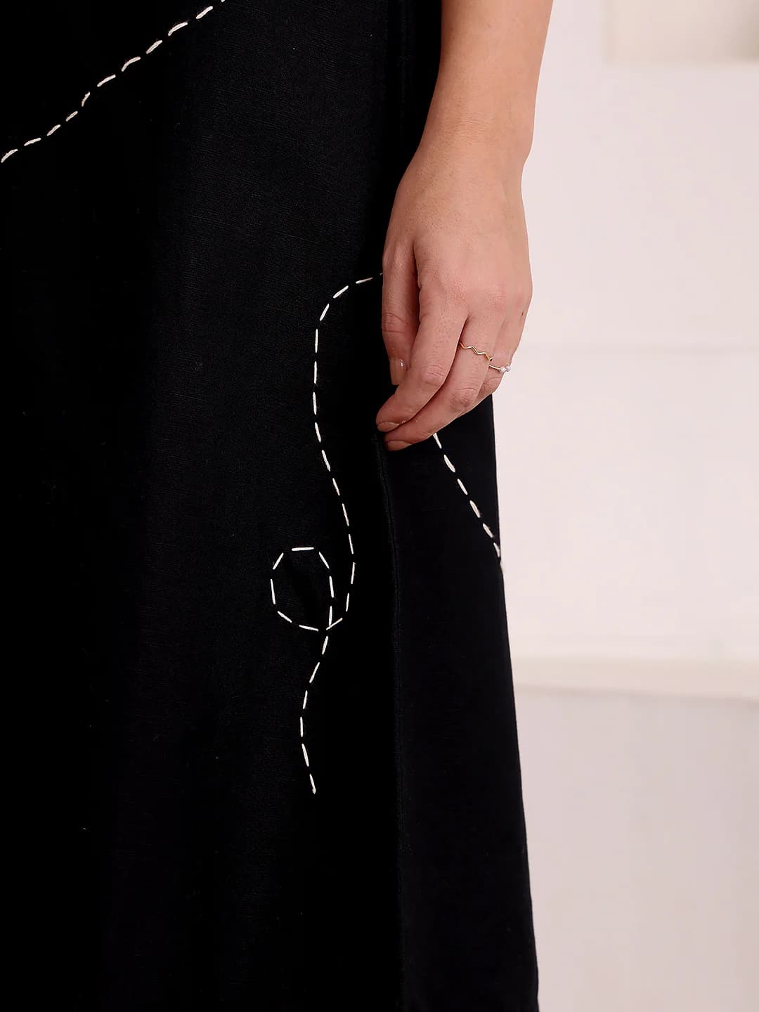 Voyage dress image 5