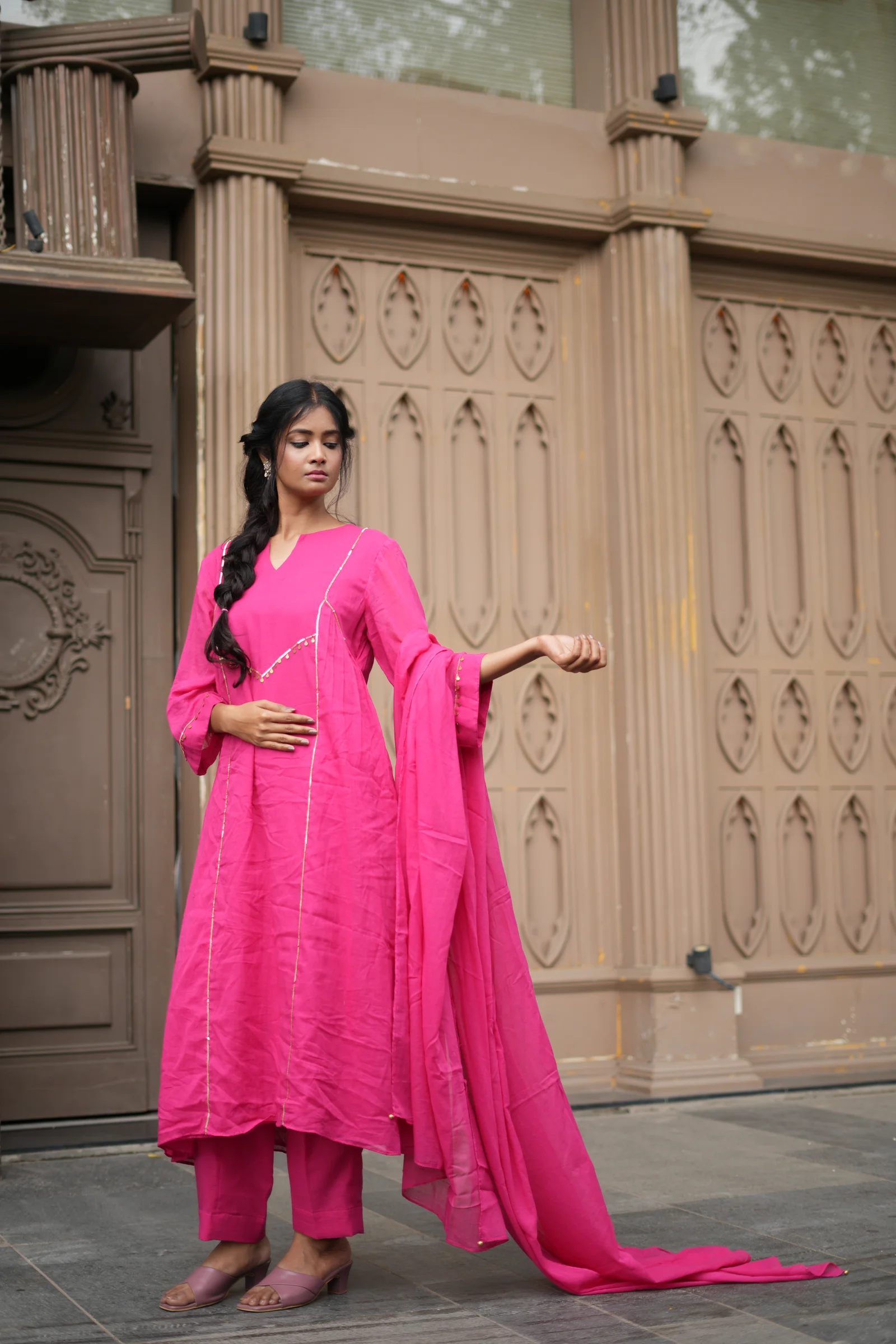 Tarang Suit hover