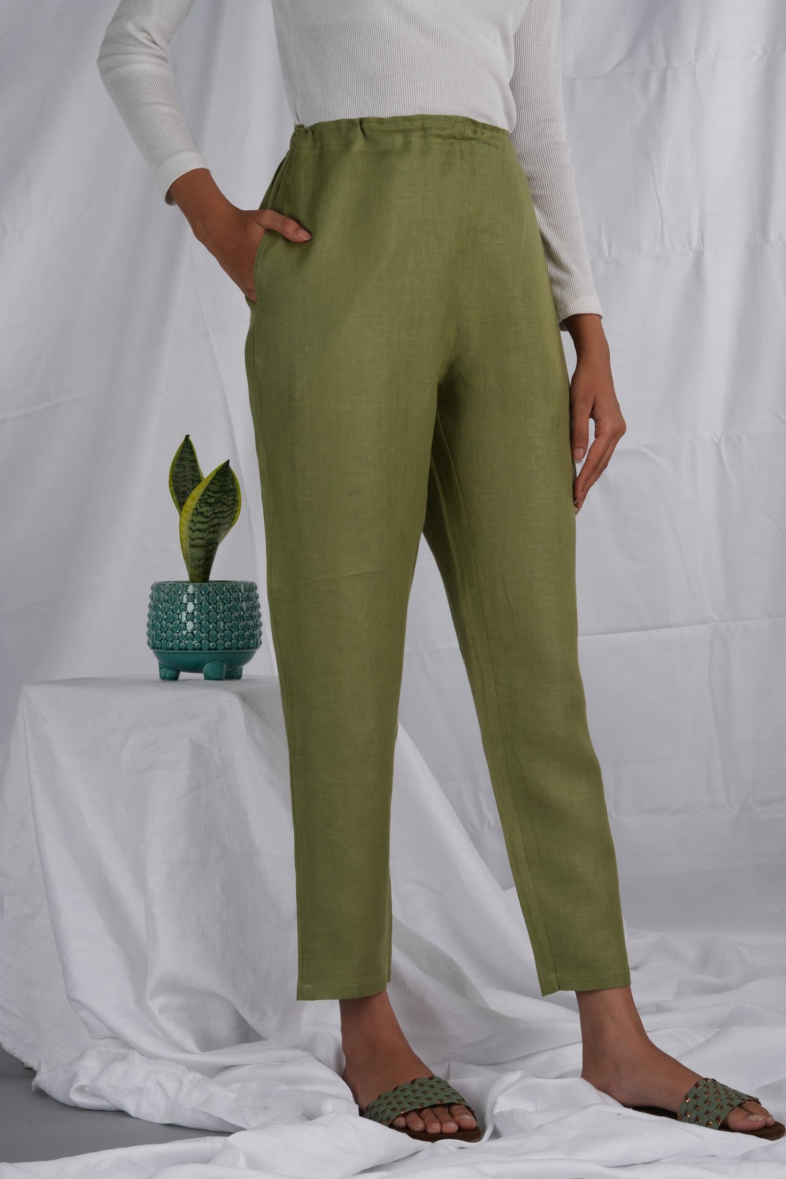 women regal olive hemp lounge pant hover