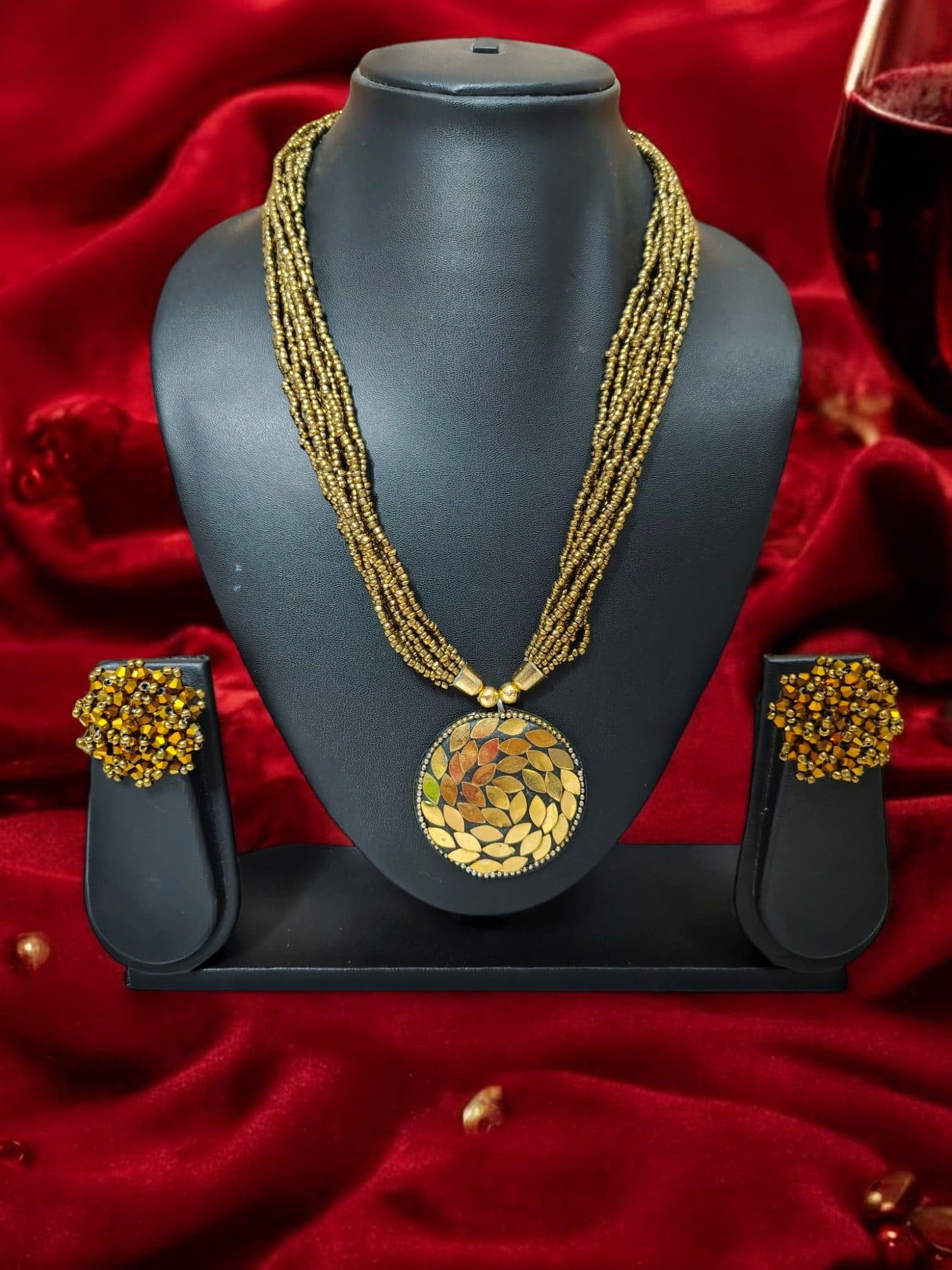 All-Day Statement Beaded Necklace Set image 15