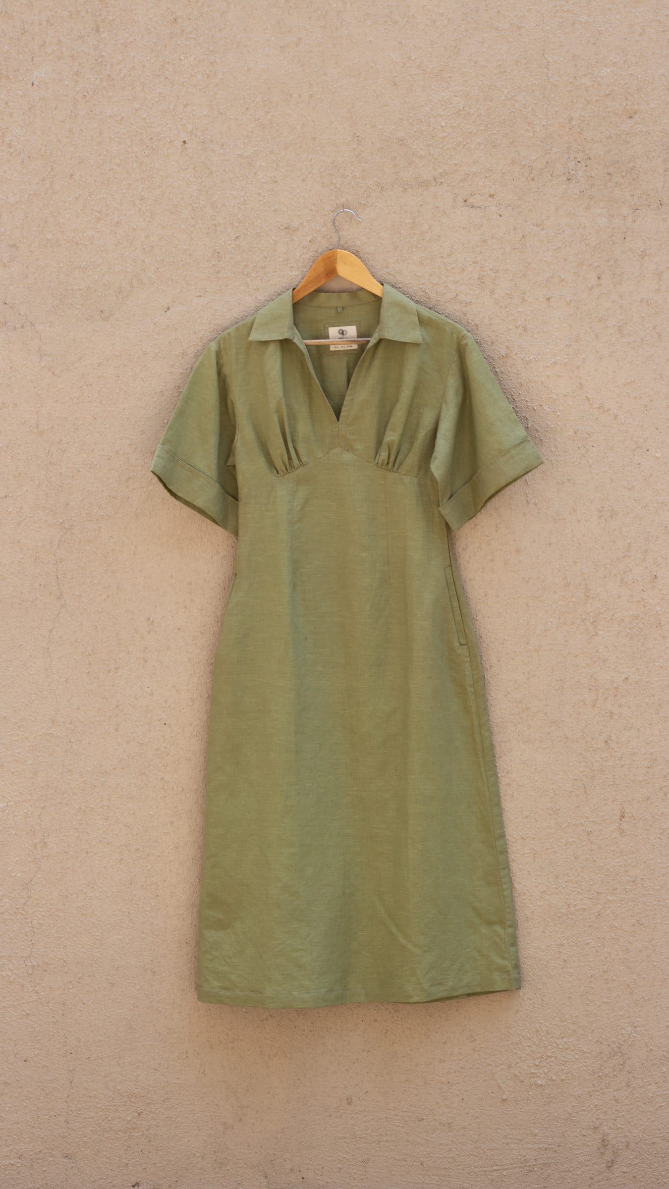 WIDE SLEEVE COLLARED MIDI image 7