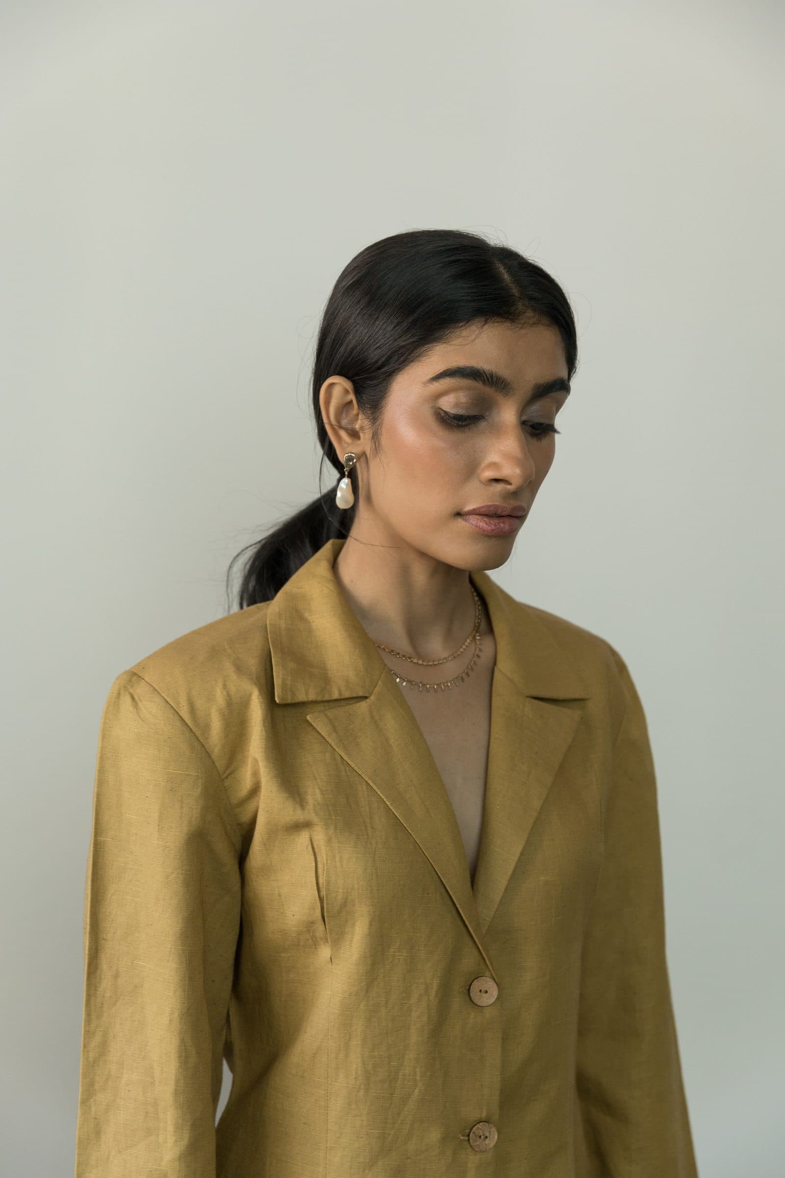 SLIM-FIT BLAZER DRESS image 4