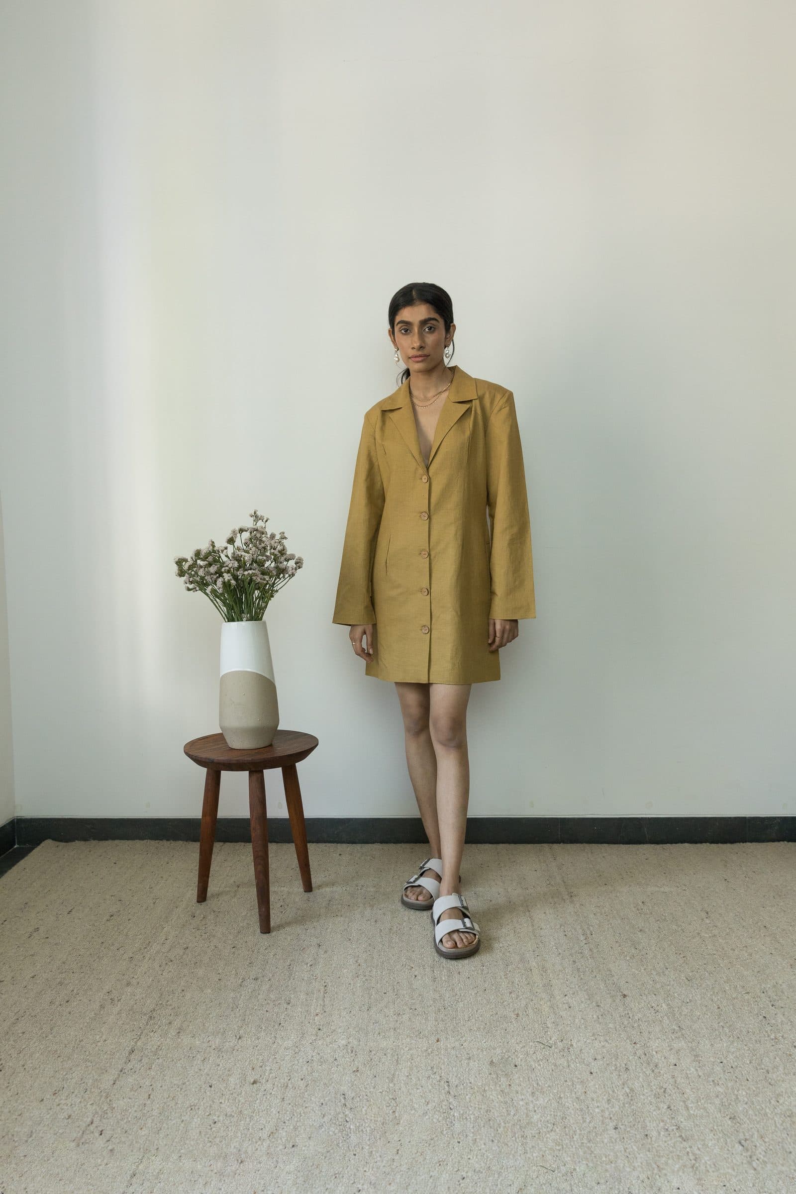 SLIM-FIT BLAZER DRESS image 3