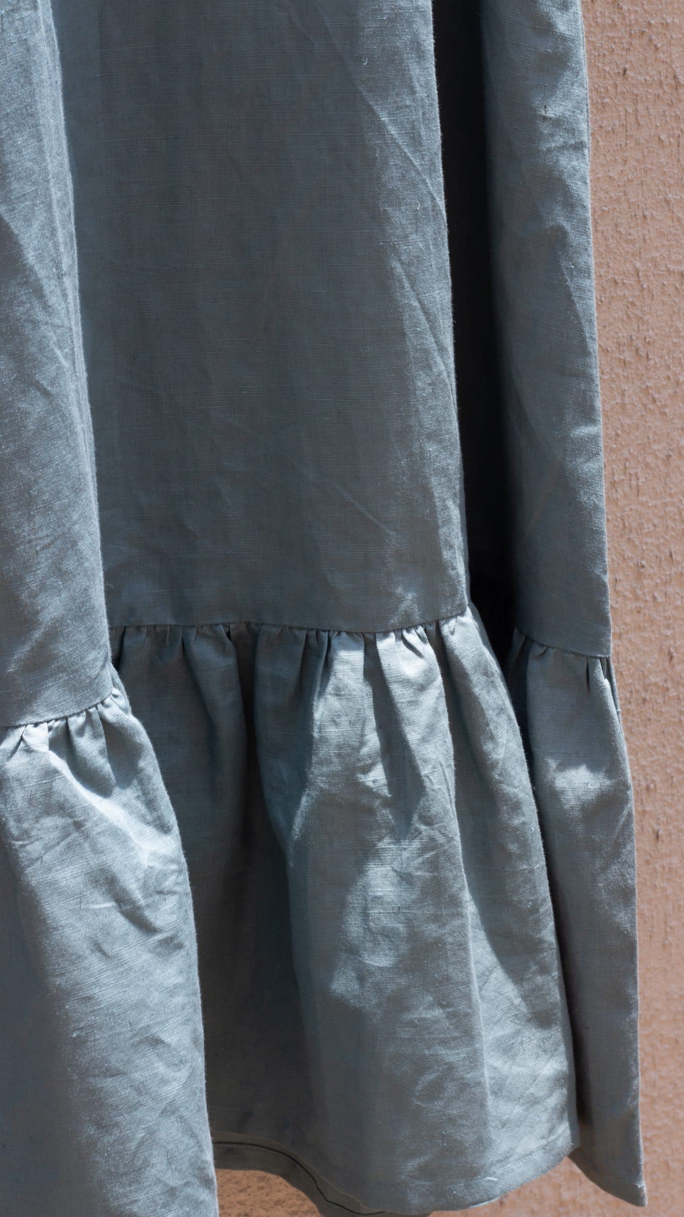 LAID-BACK GATHERED DRESS image 8