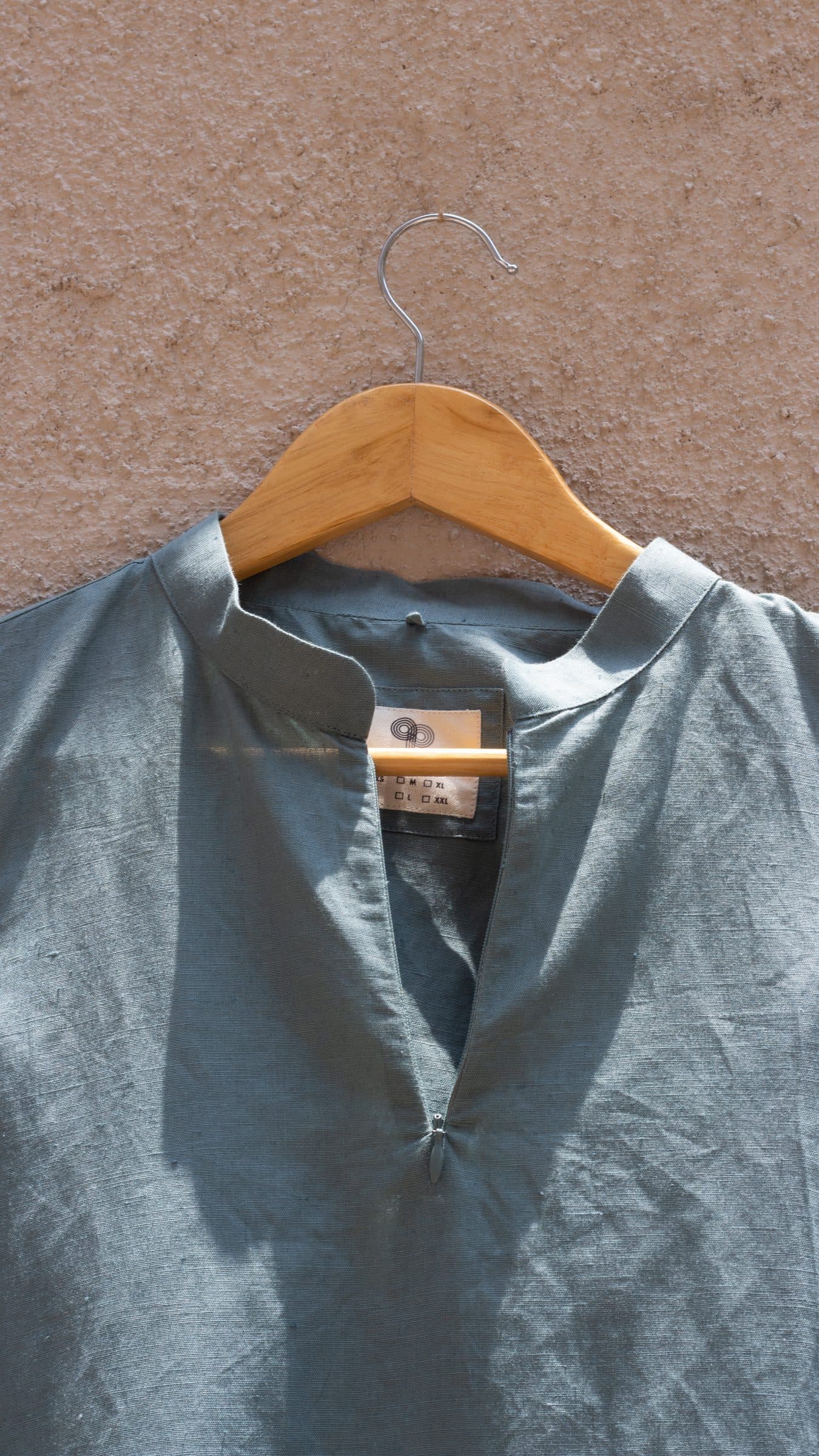 LAID-BACK GATHERED DRESS image 9