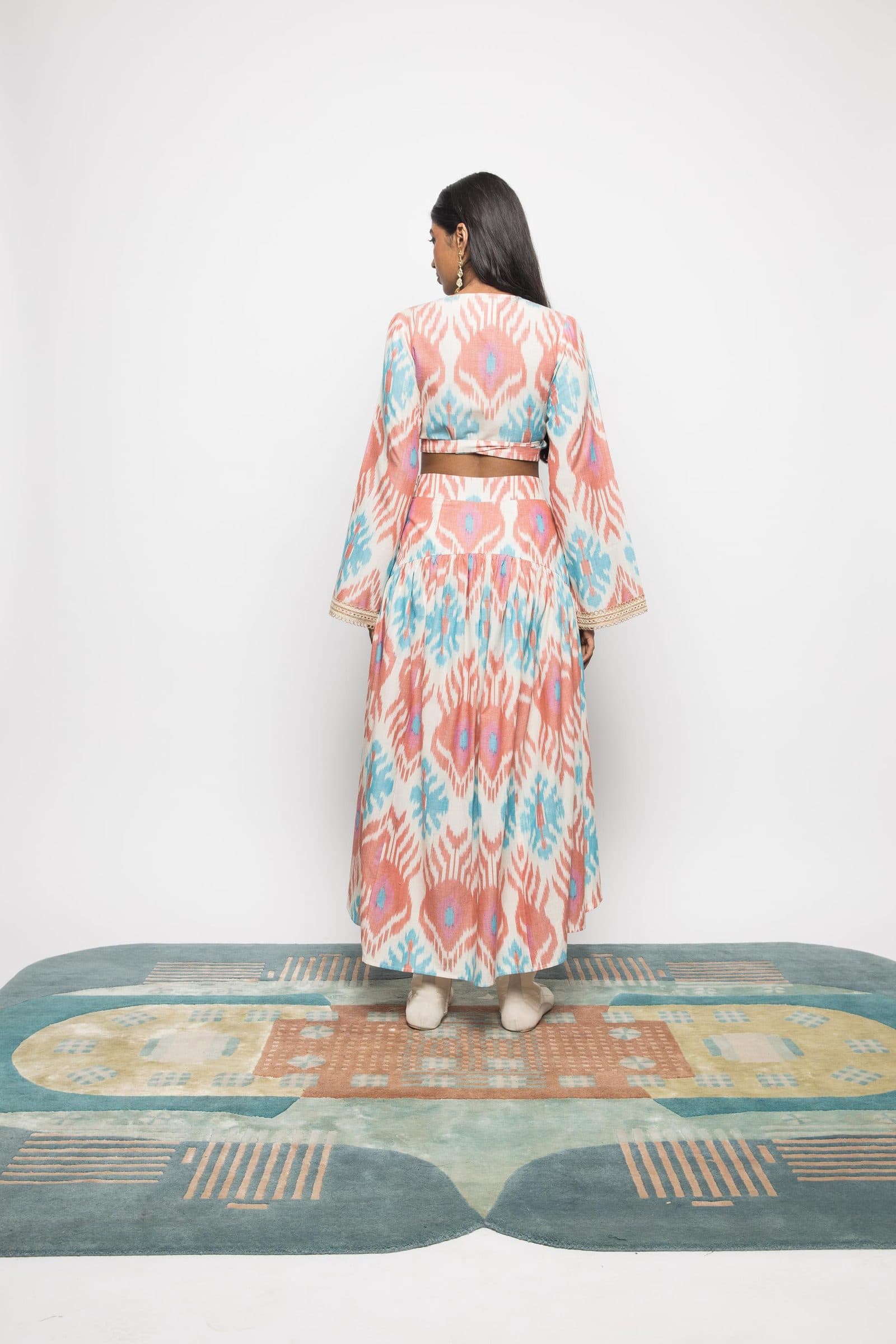 WRAP & TIE TOP hover