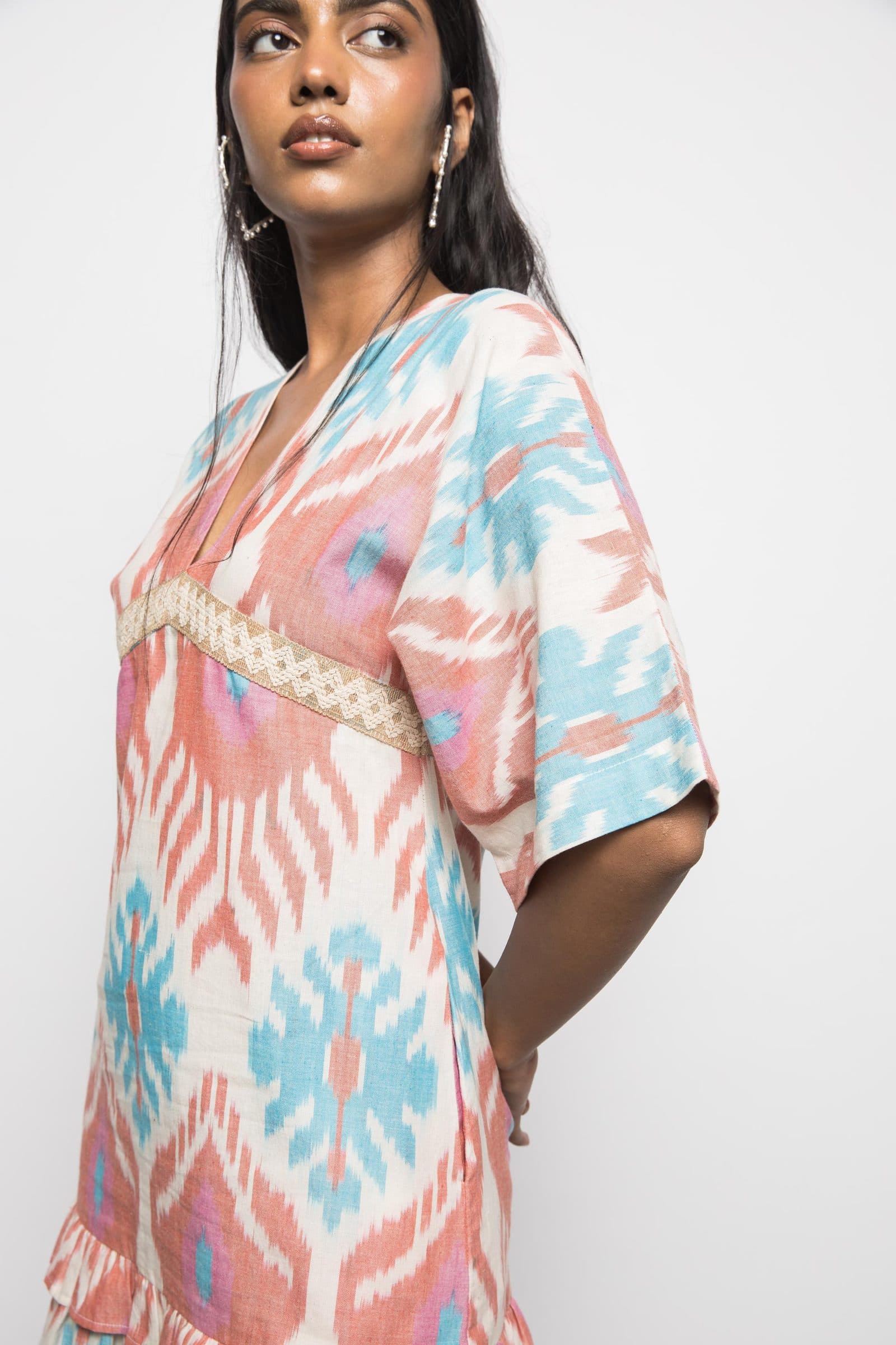 PLUNGE NECK RUFFLE MINI image 7
