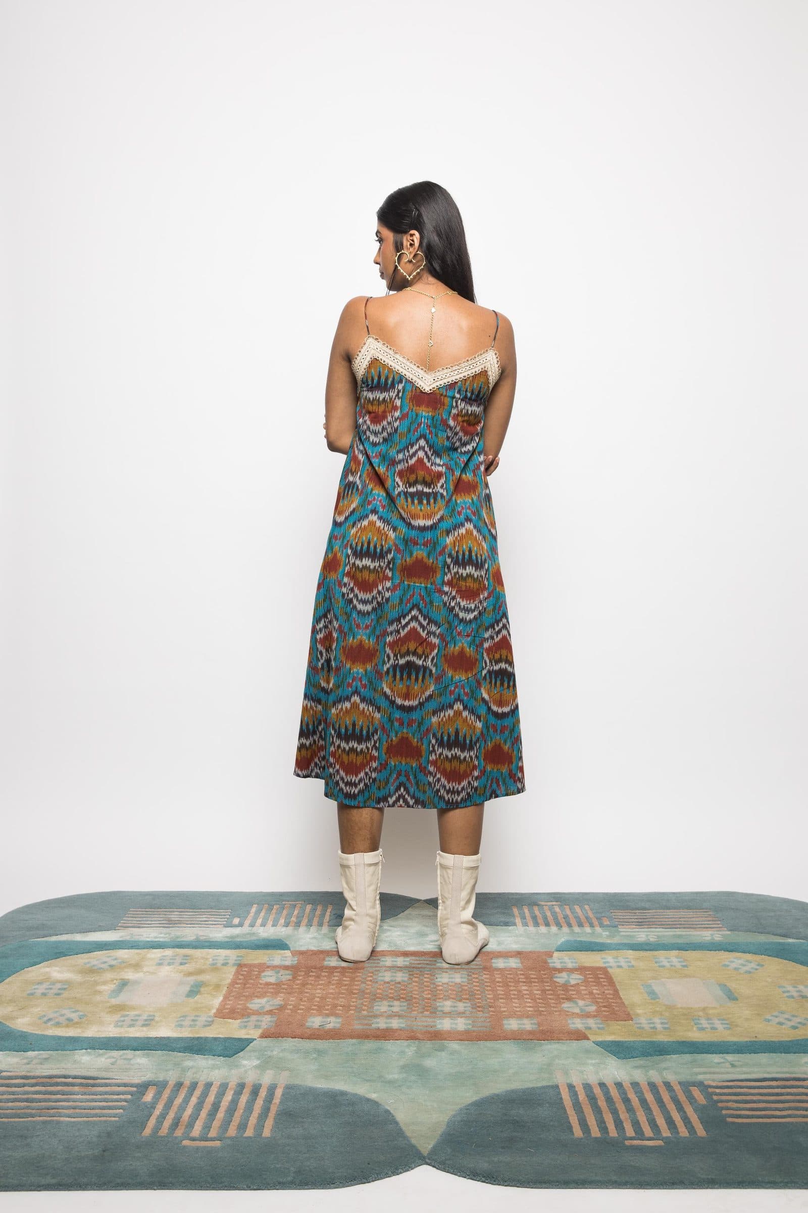 ASYMMETRIC WAIST SLING DRESS image 3