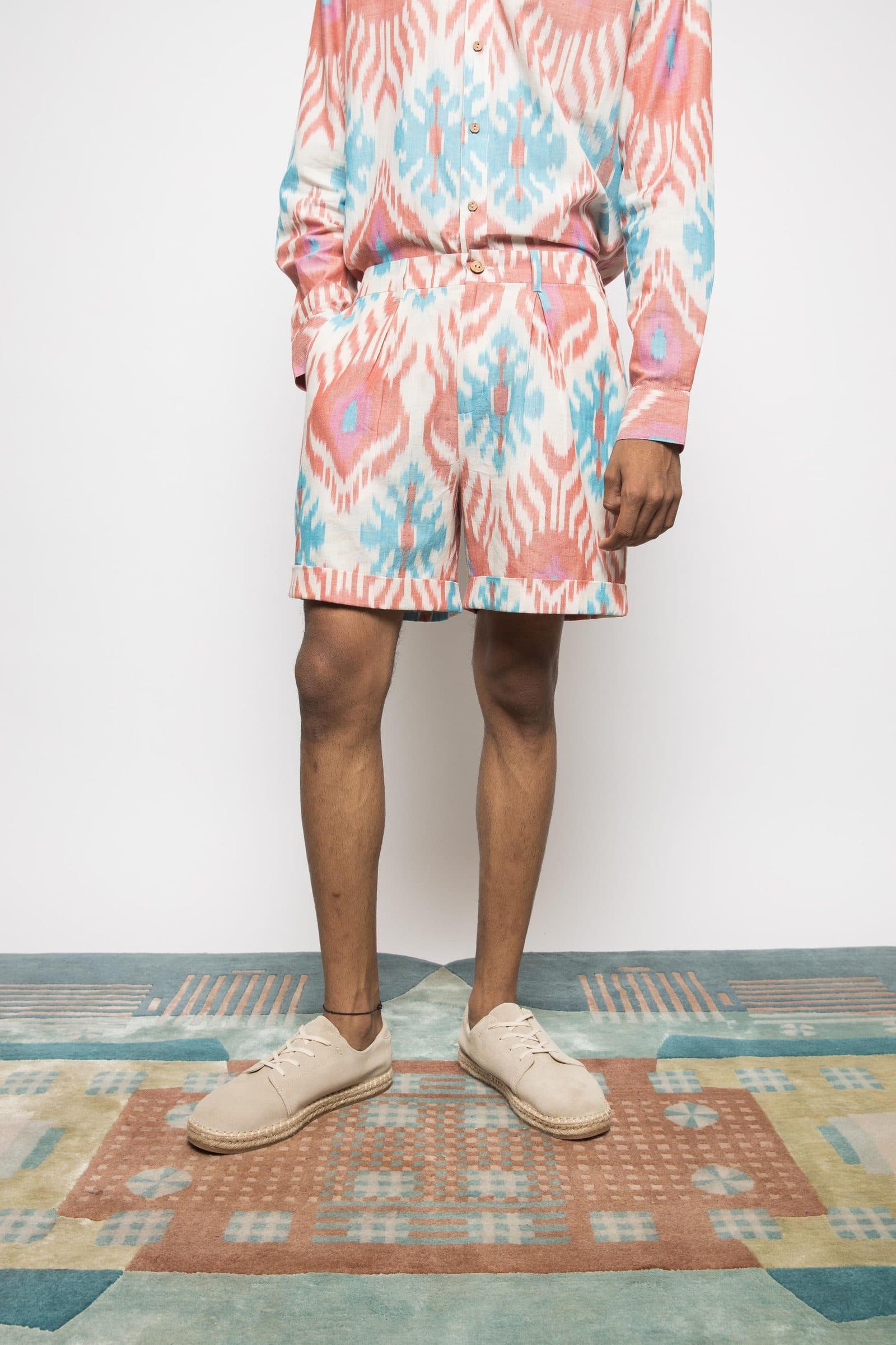 THE WEEKEND SHORTS