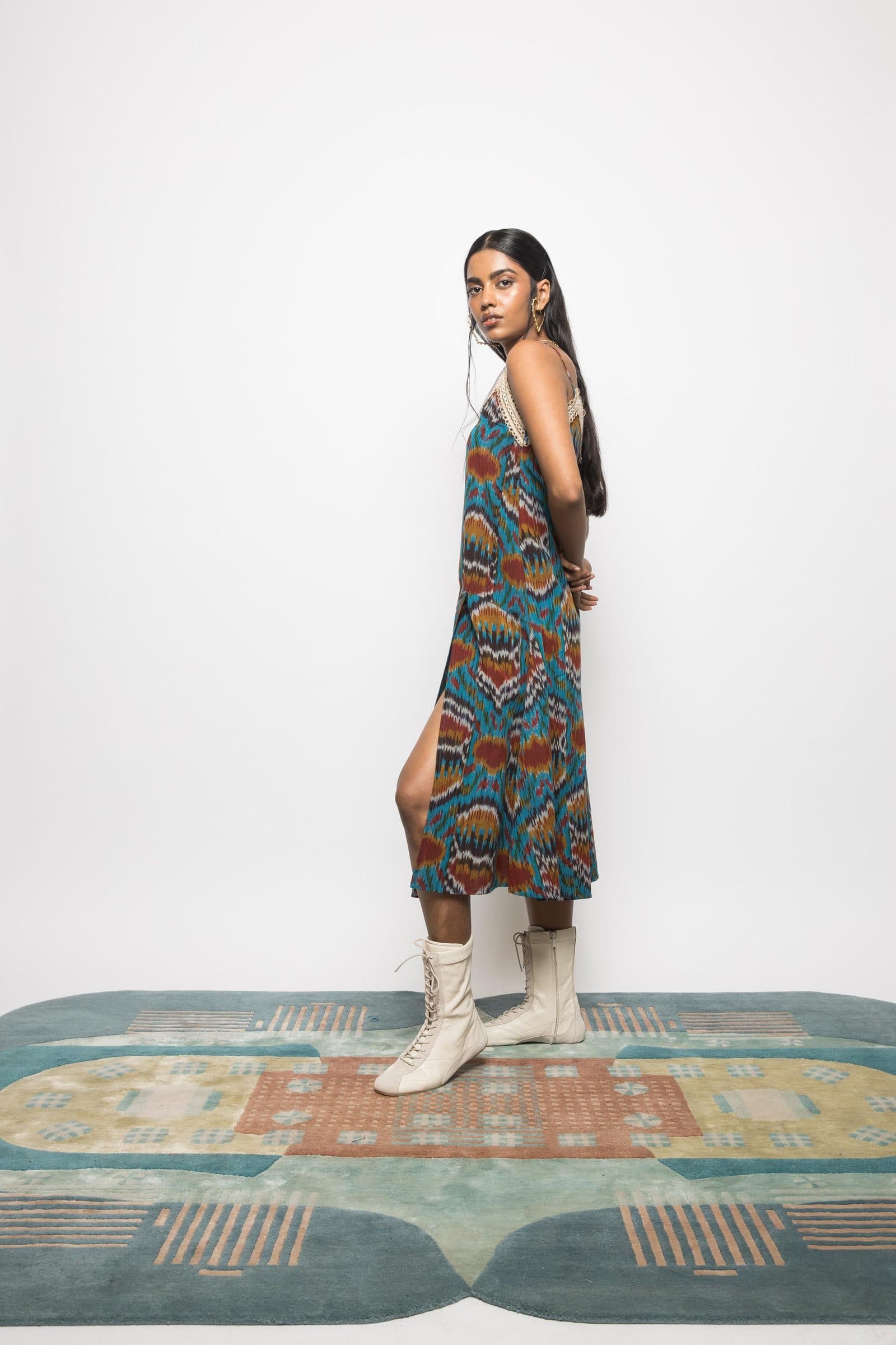 ASYMMETRIC WAIST SLING DRESS image 7