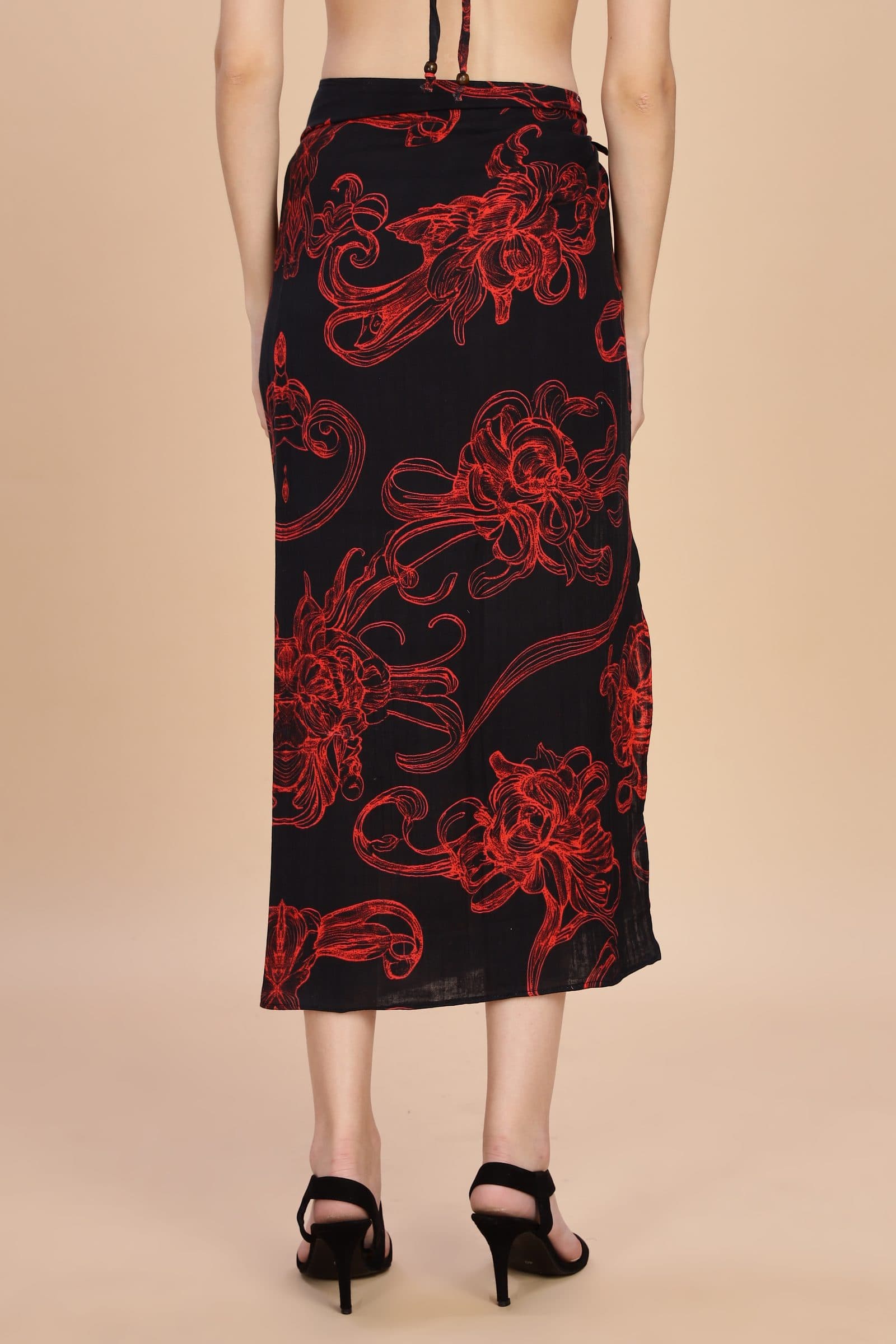 Raging Bloom Scarf image 1