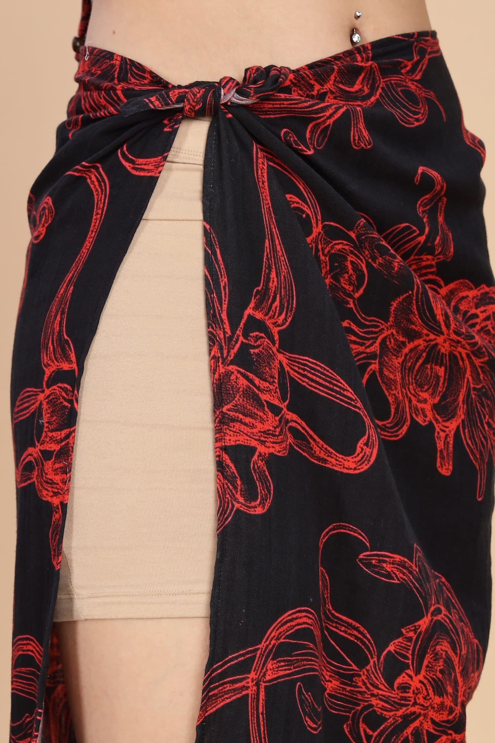 Raging Bloom Scarf image 6