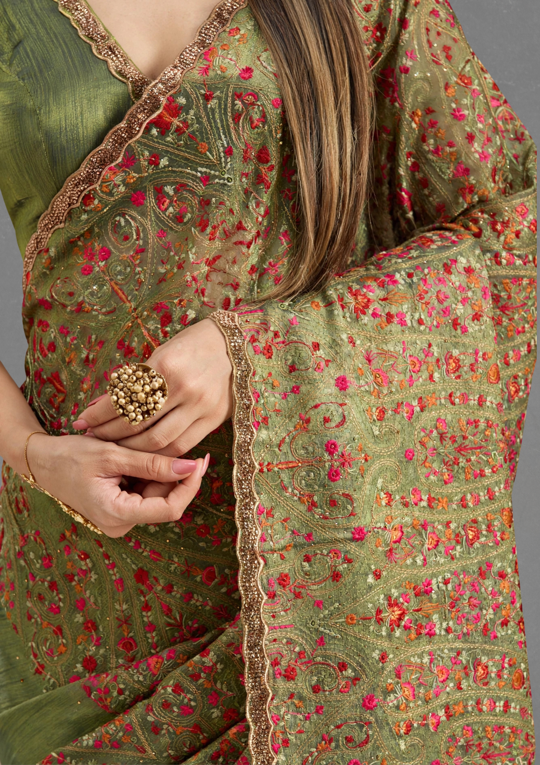 Ritual Styles Green Paisely Embroidered Designer Saree with Heavy Border image 8