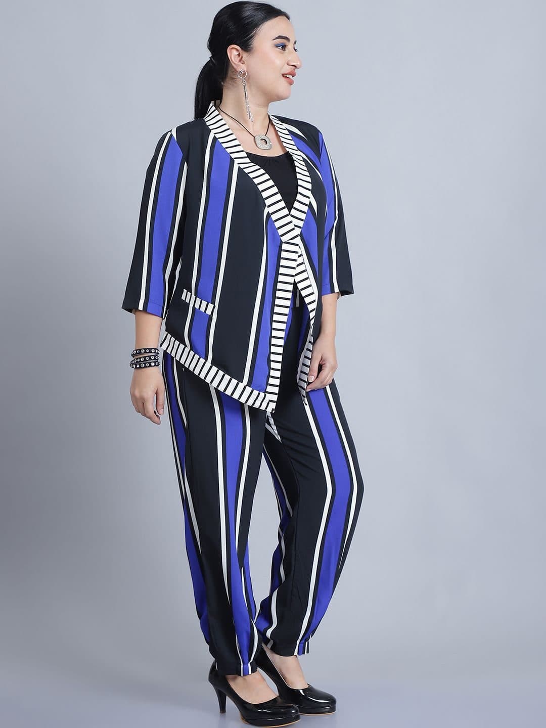 Baawri Striped Shrug & Pant Co-Ords image 3