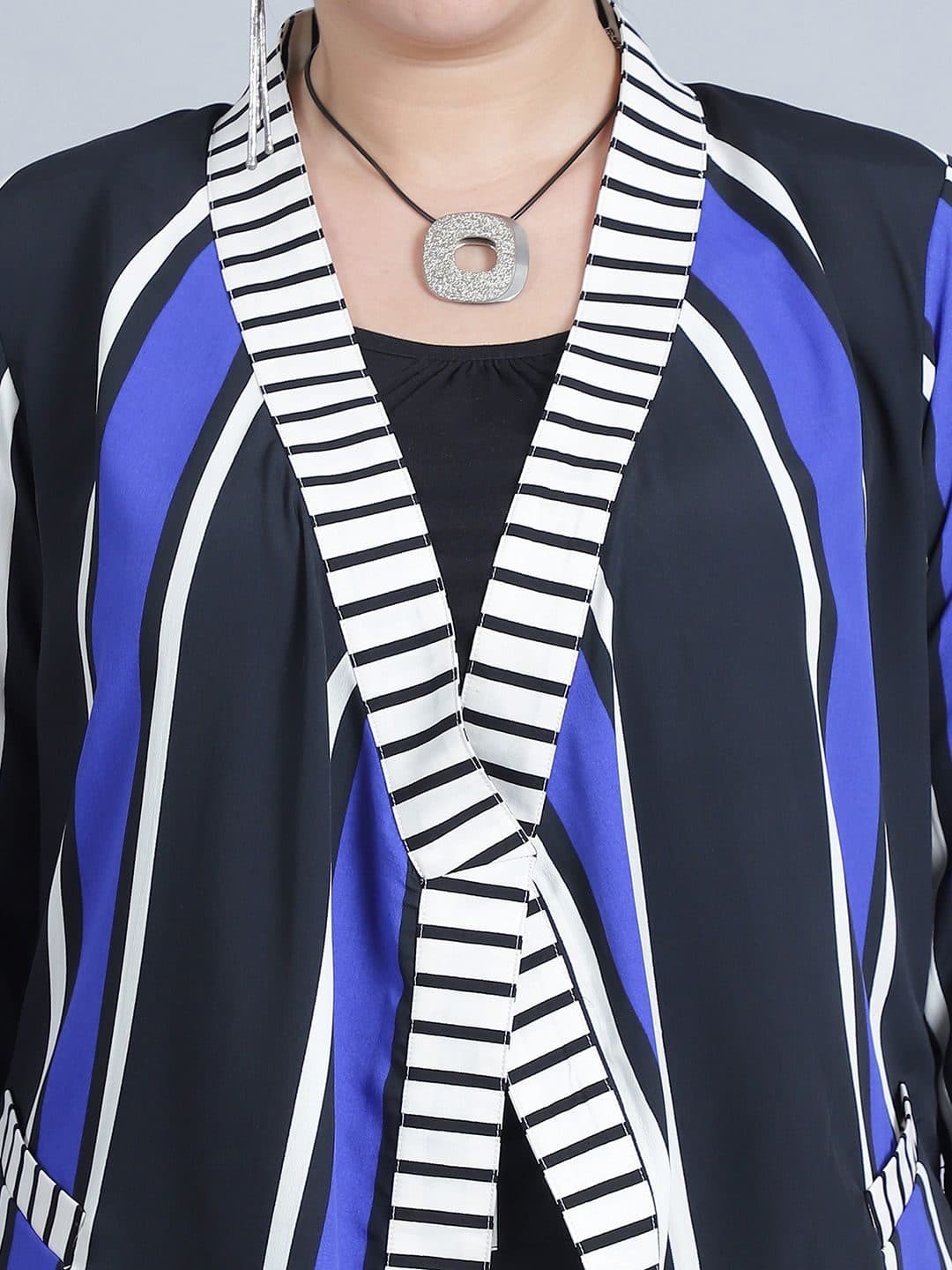 Baawri Striped Shrug & Pant Co-Ords image 2