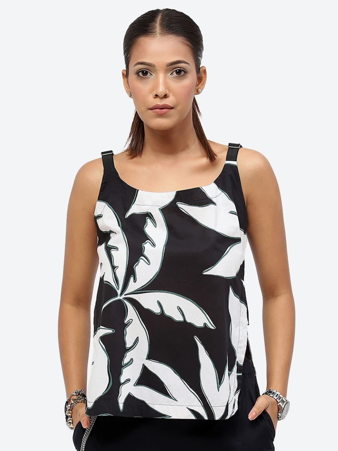 Baawri Abstract Print Round Neck Shoulder Straps Pure Cotton Top image 1