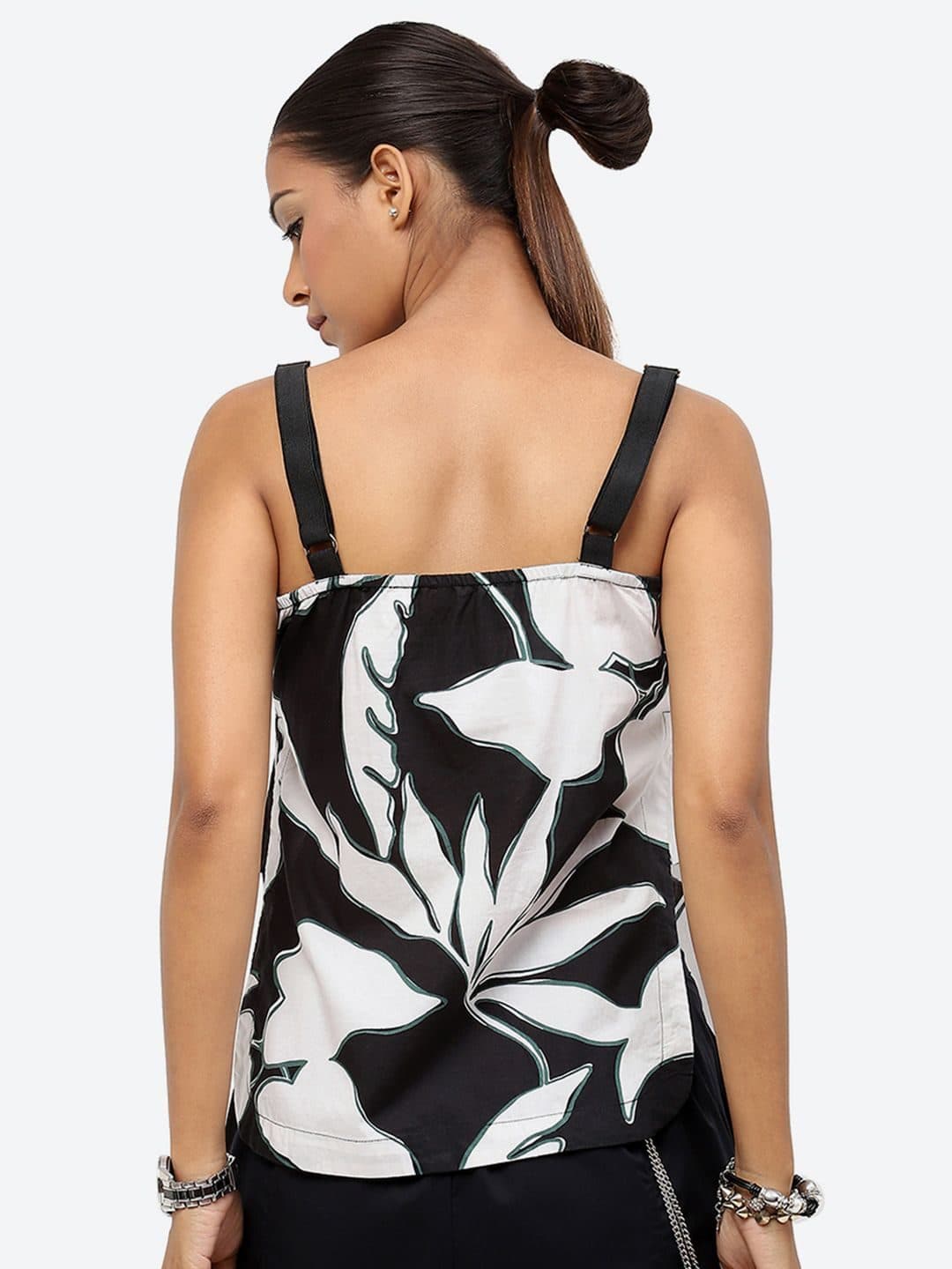 Baawri Abstract Print Round Neck Shoulder Straps Pure Cotton Top image 4