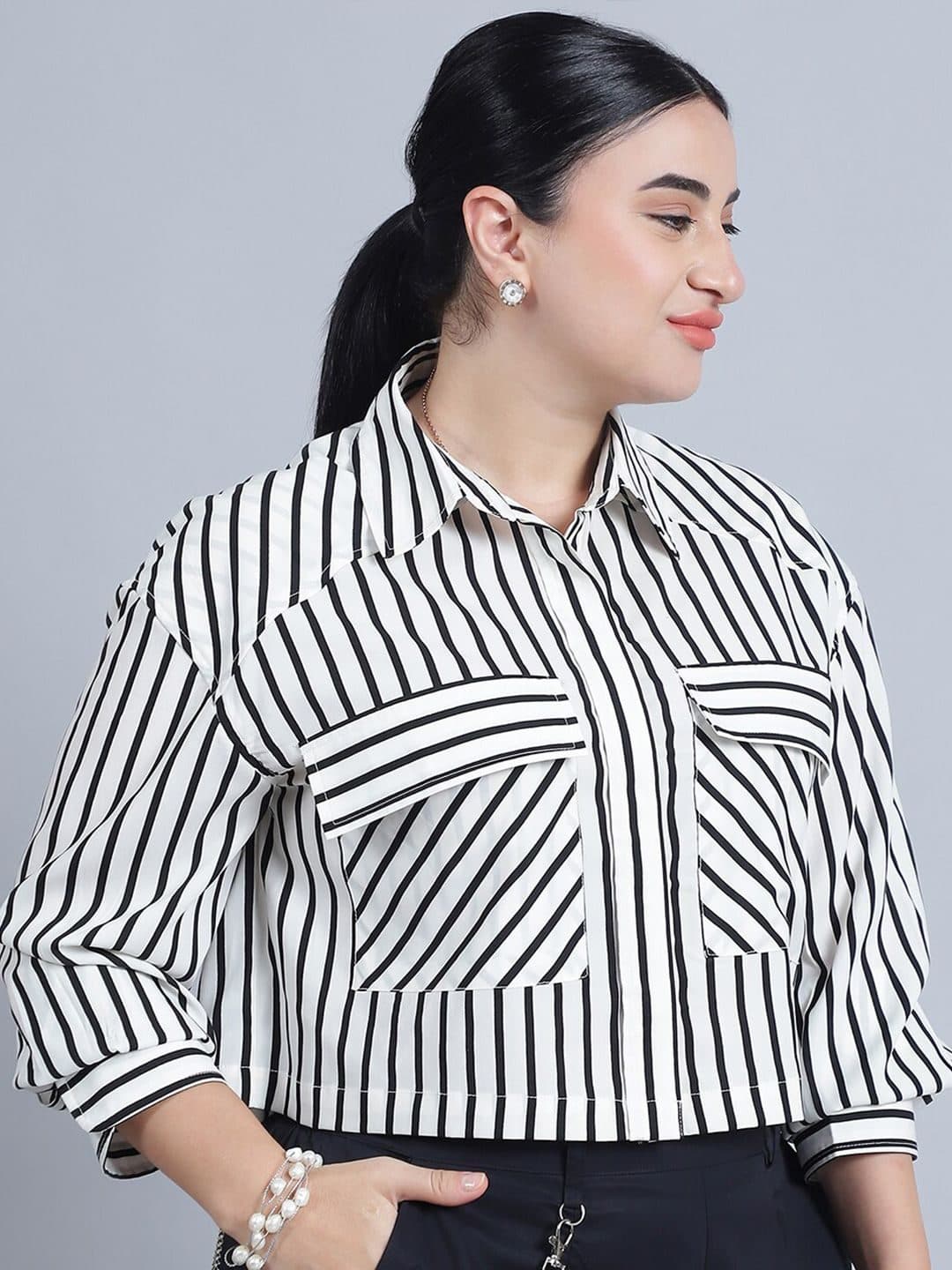 Baawri Cuffed Sleeves Shirt Style Crop Top image 3
