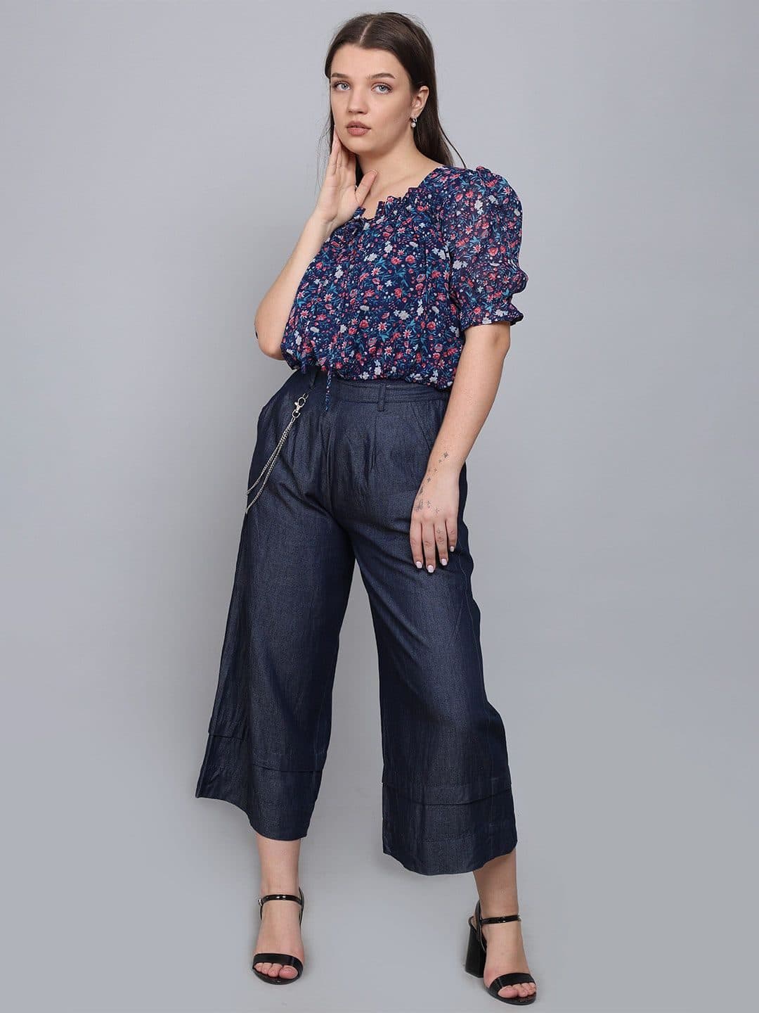 Baawri Floral Print Round Neck Short Puff Sleeve Blouson Top image 6