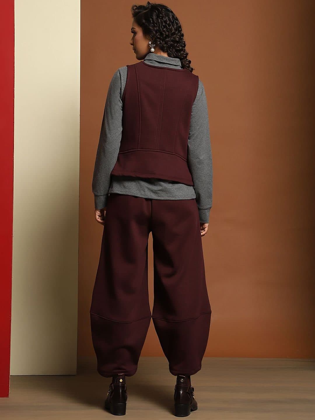 Baawri Round Neck Sleeveless Casual Waistcoat With Trousers image 4