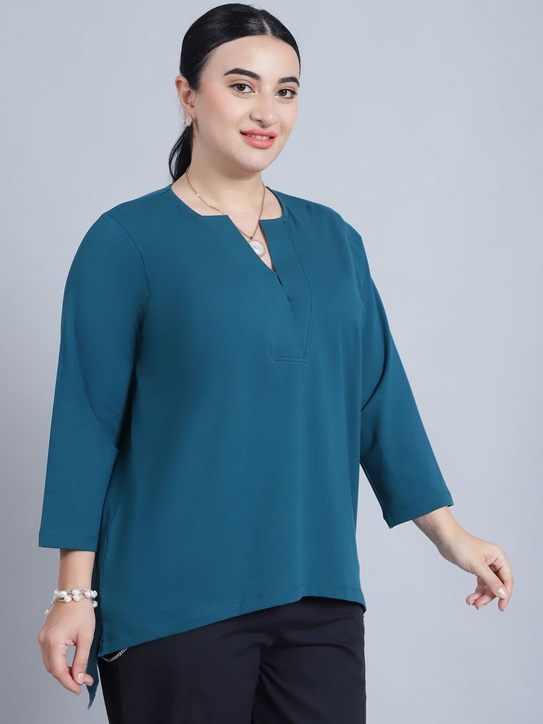 Baawri Solid Notch Round Neck Cotton Top image 3