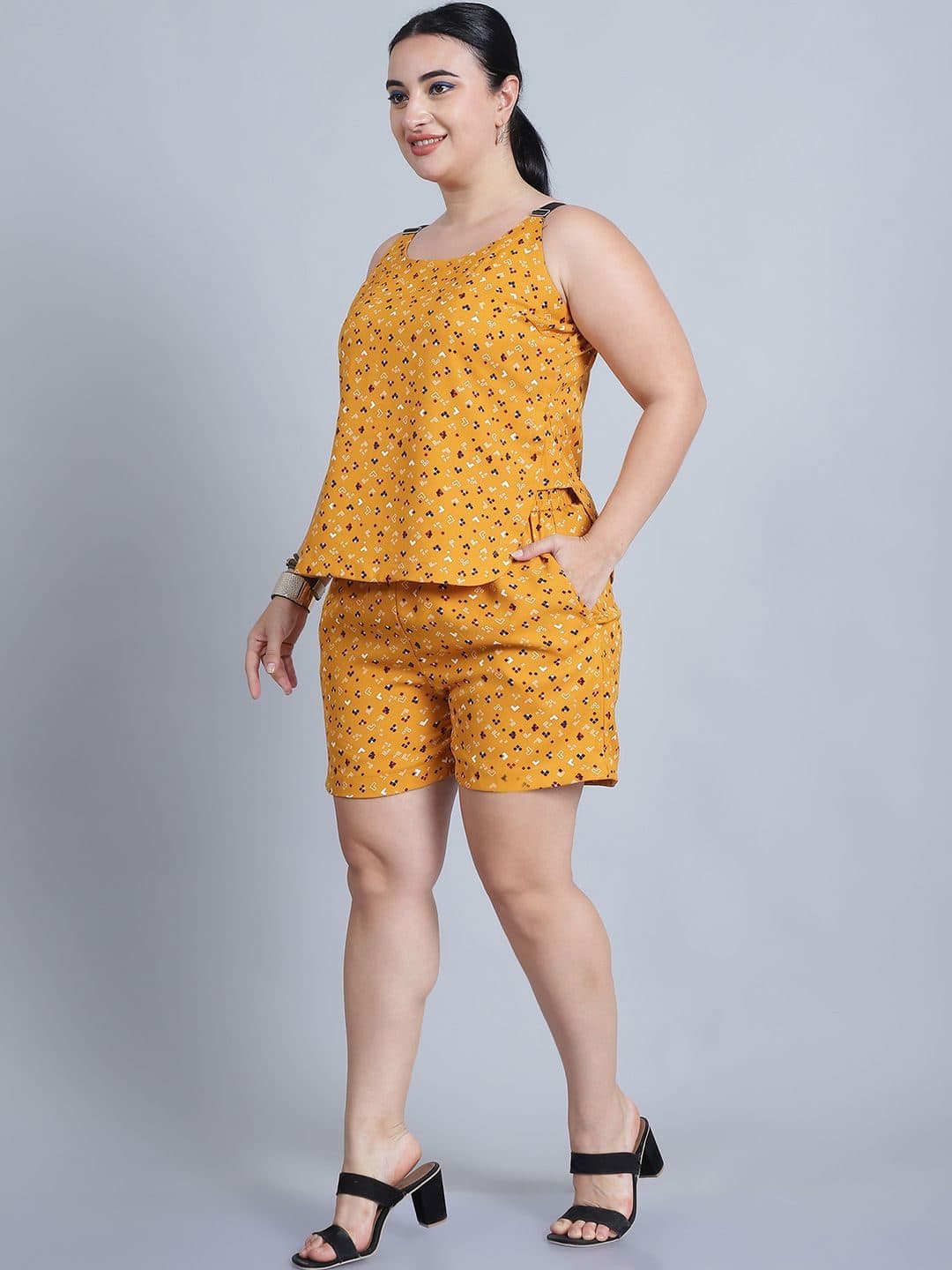 Baawri conversational Printed Round Neck Top With Shorts image 5