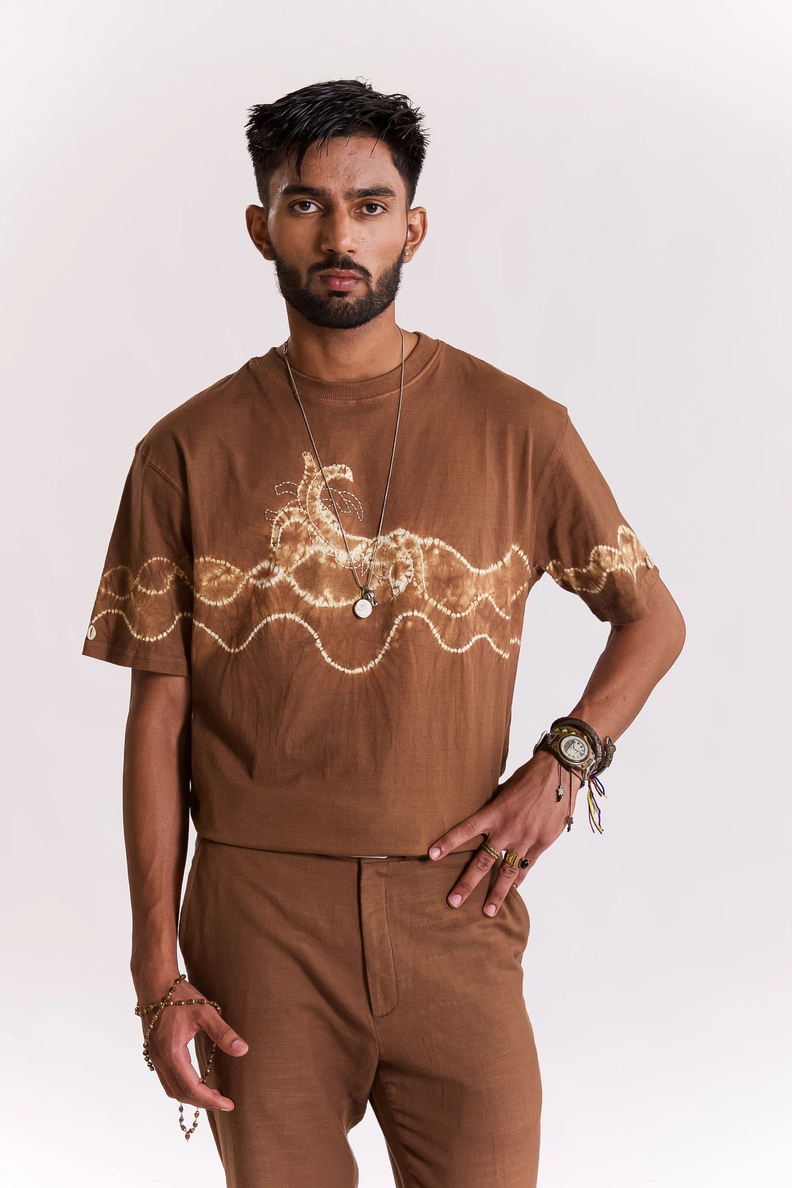 Airavat Shibori T-shirt-Brown image 1