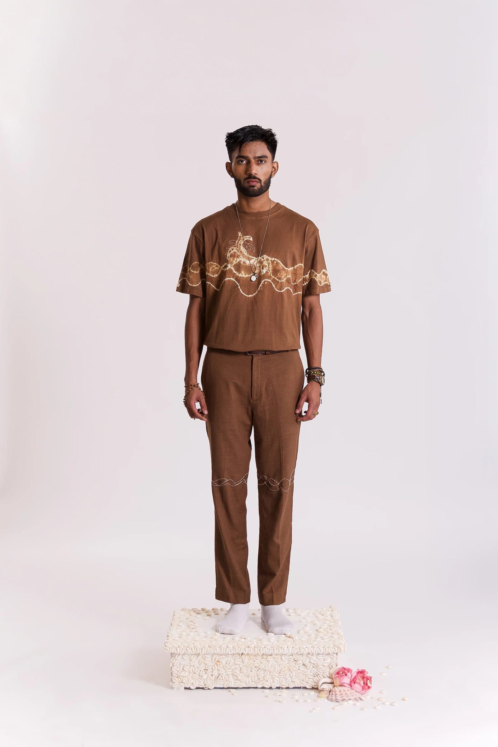 Airavat Shibori T-shirt-Brown image 3