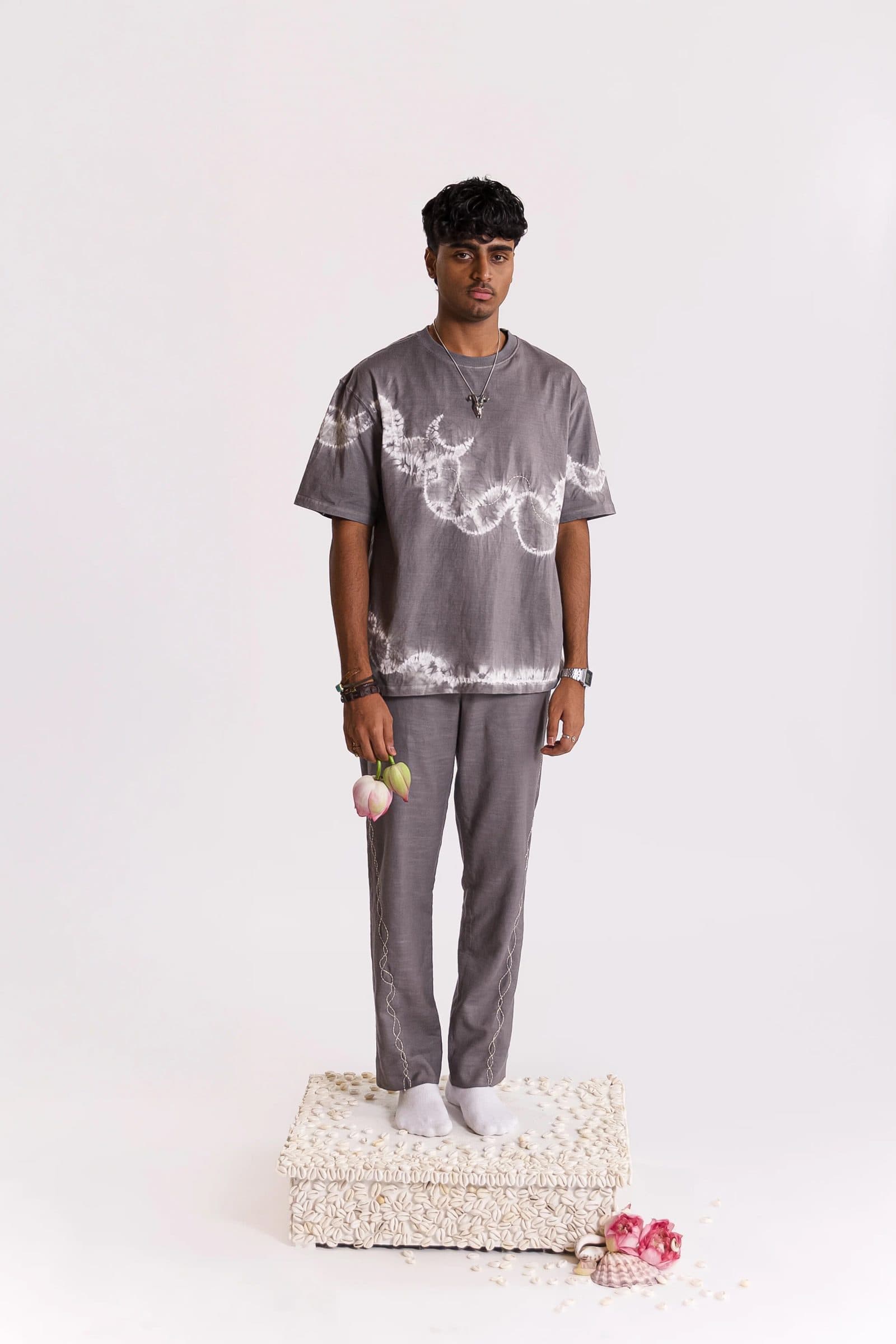 Chandra Lehar Shibori T-shirt-Grey hover