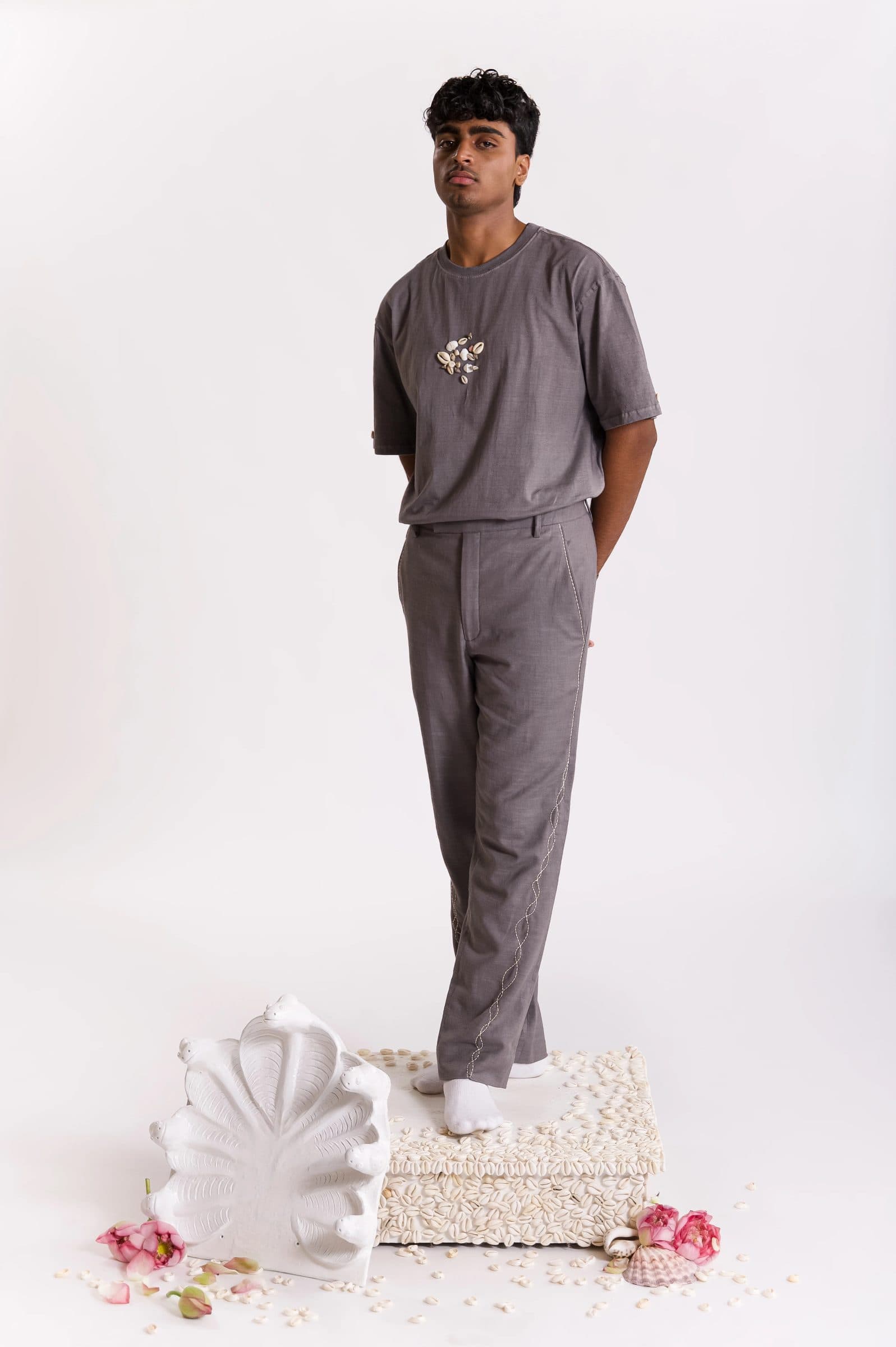 Ratna Embroidered T-shirt-Grey image 4