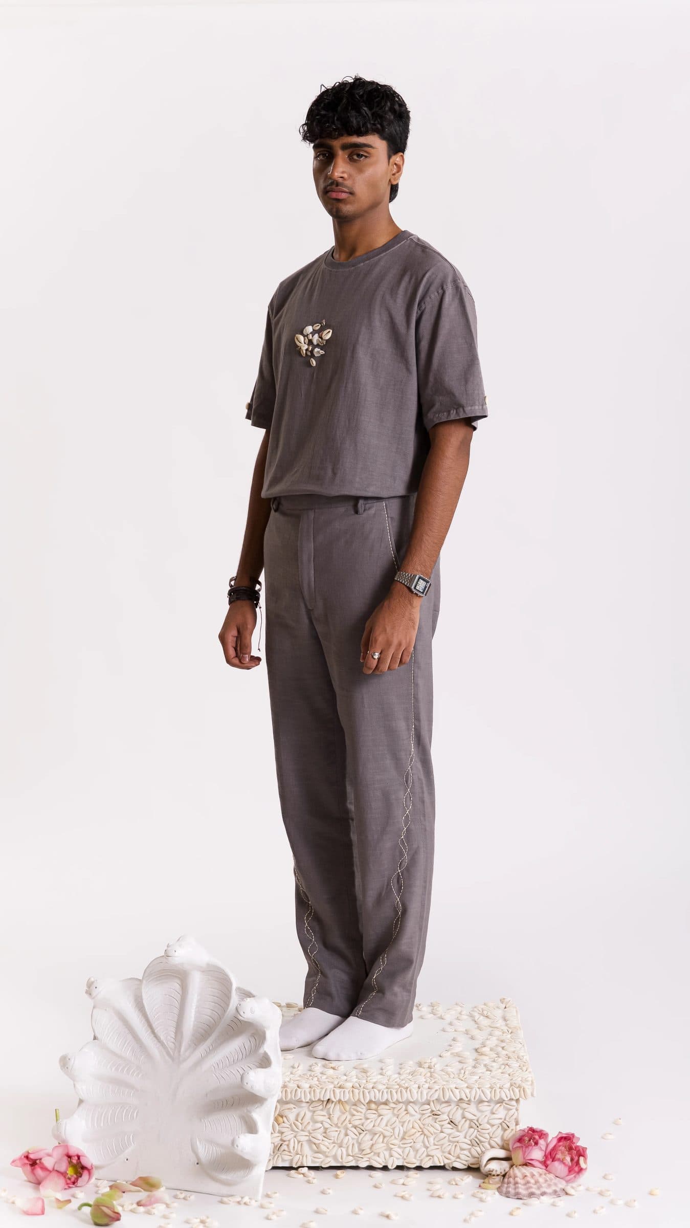 Ratna Embroidered T-shirt-Grey image 5