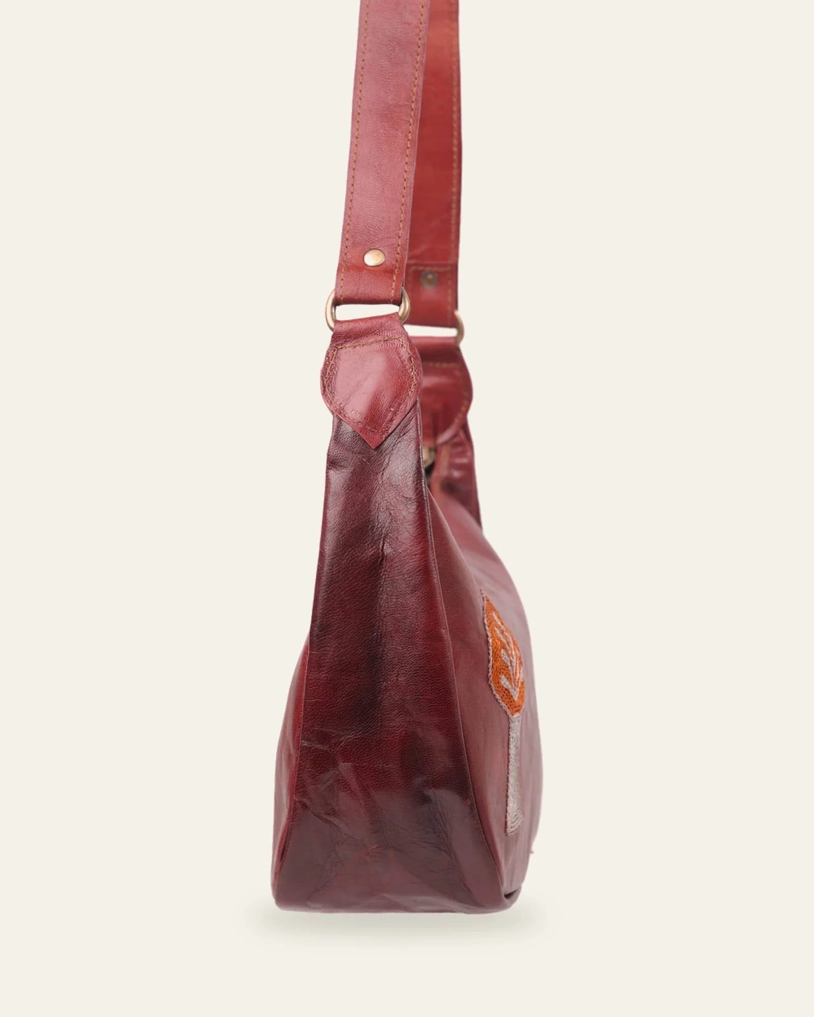 The Kashida Shoulder Bag image 5