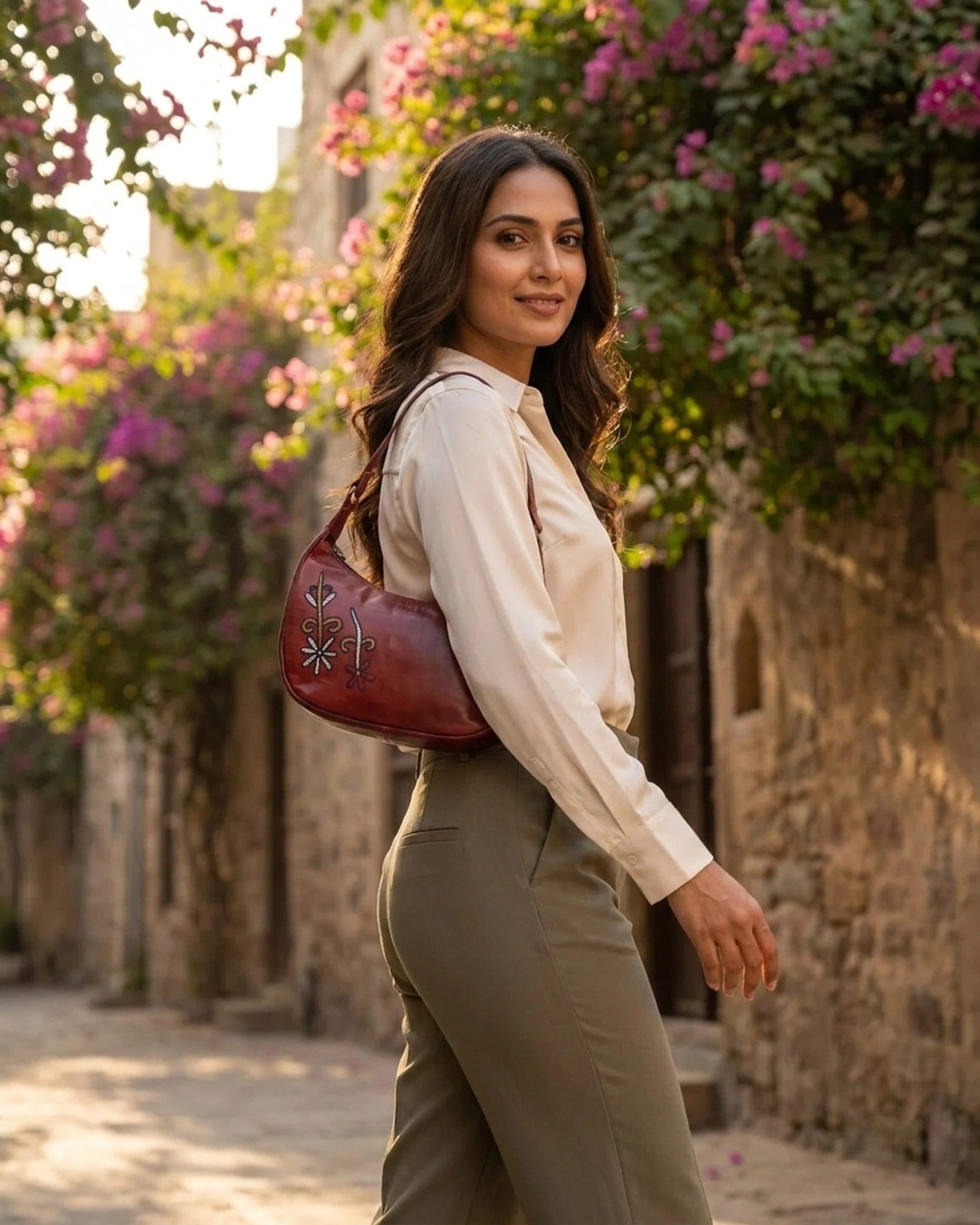 The Kashida Shoulder Bag image 14