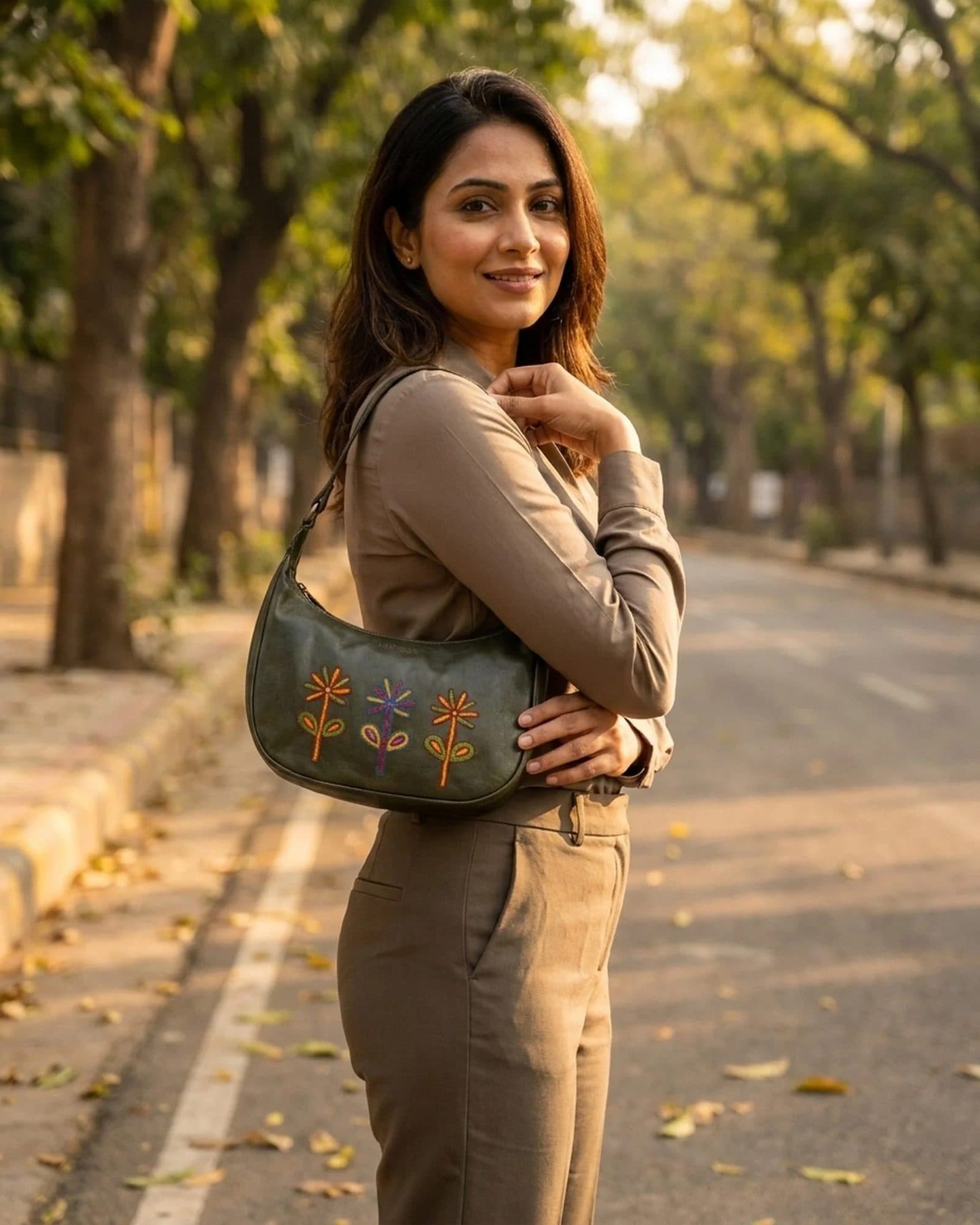 The Kashida Shoulder Bag image 26