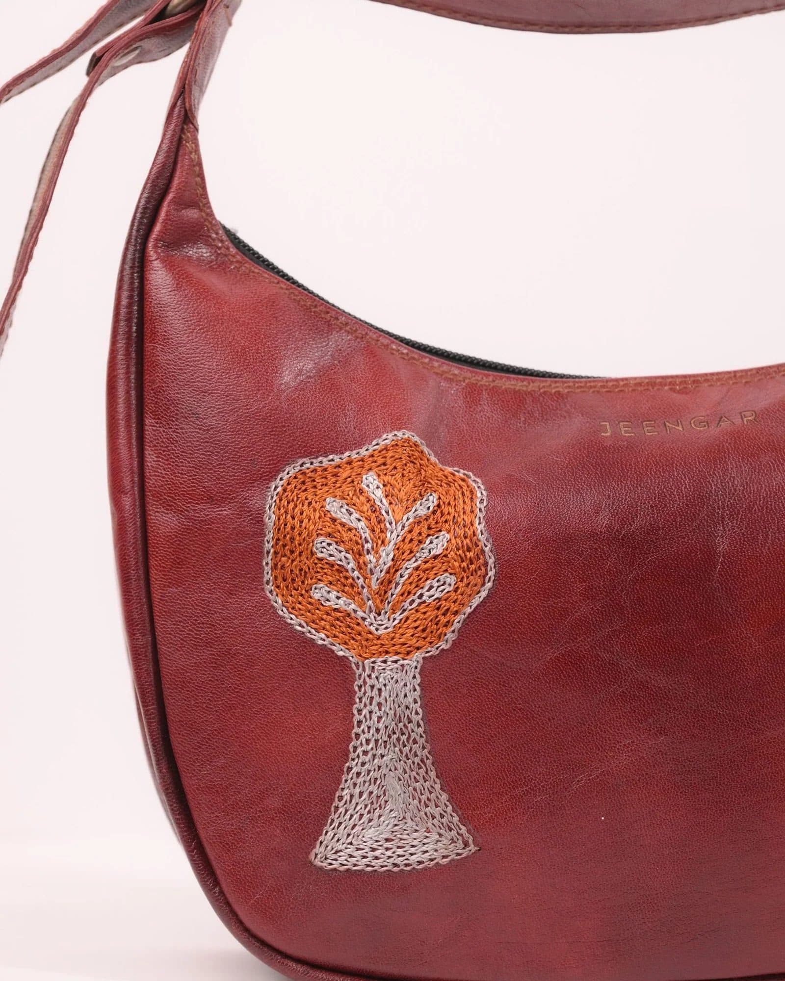 The Kashida Shoulder Bag image 4