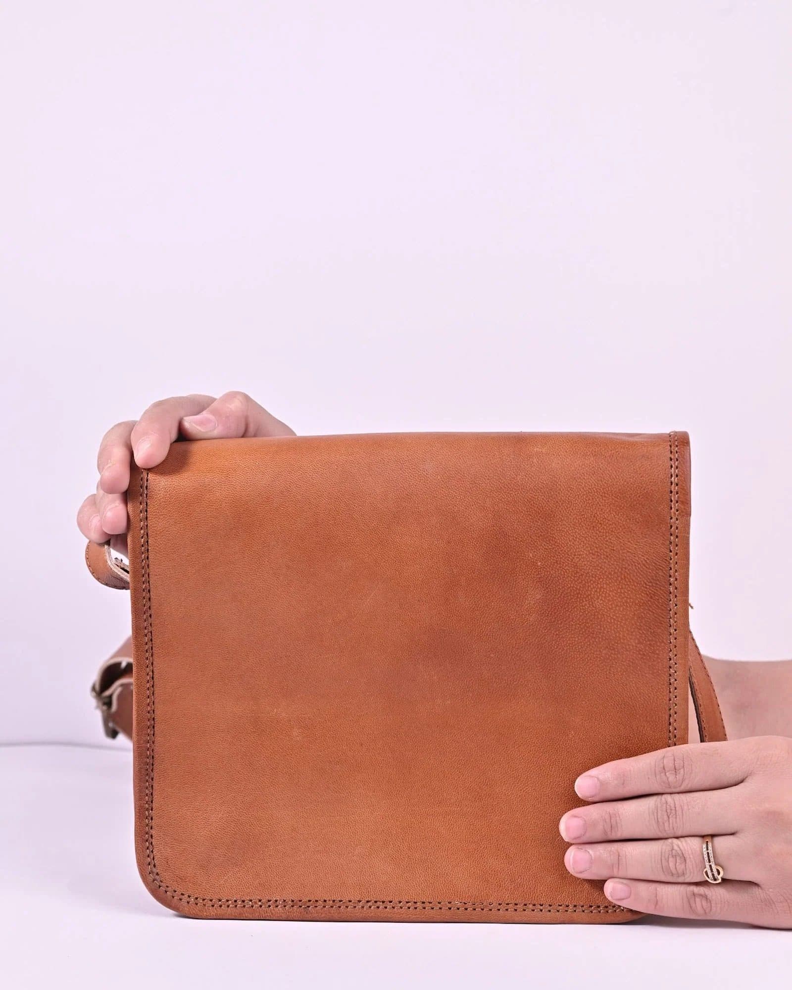 The Mandore Sling image 8