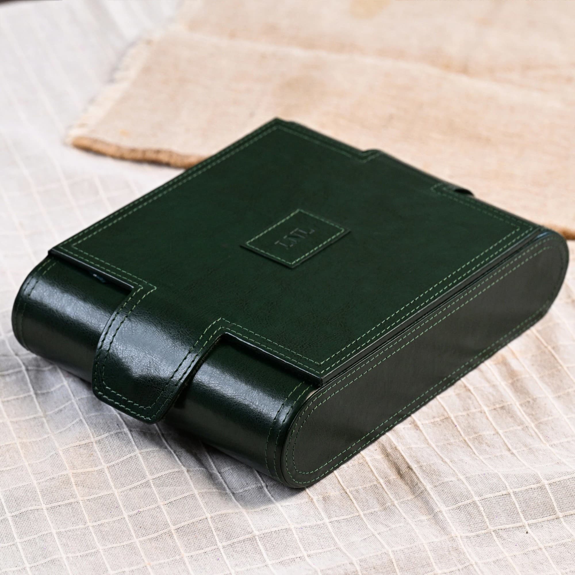 Executive 6 slot Watch Organizer image 6