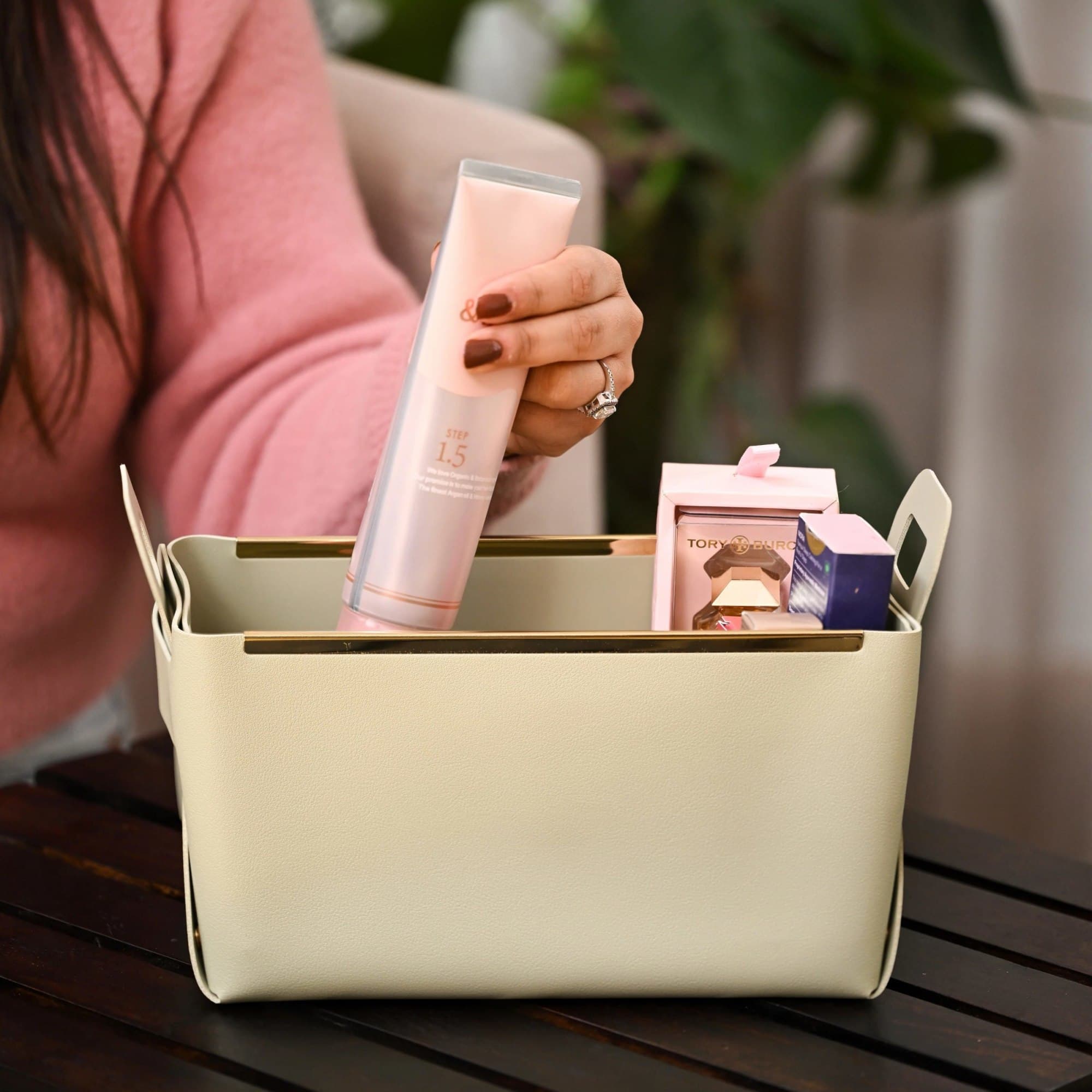 Studio Basket image 2