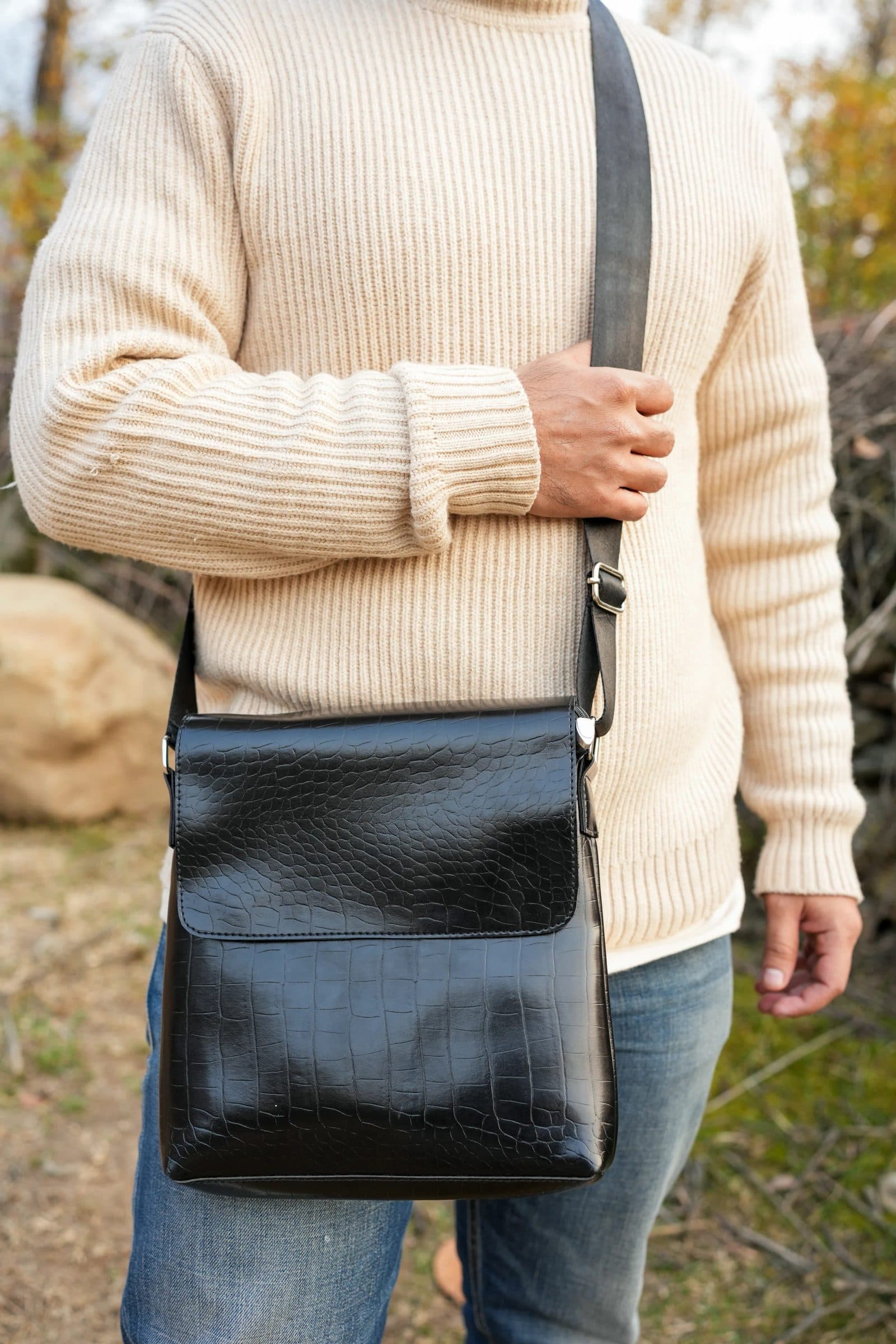 Vegan Leather Crossbody Bag image 4