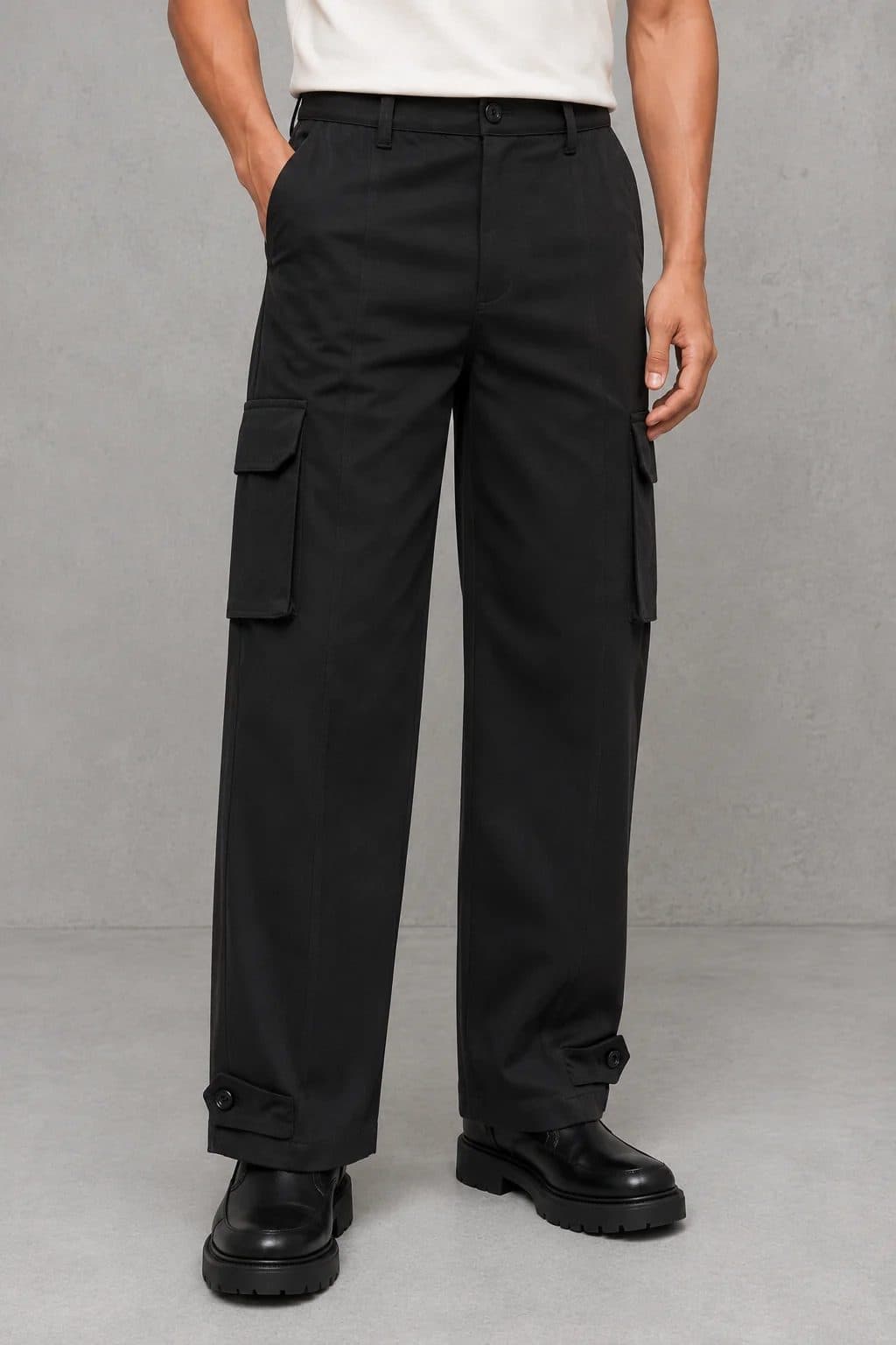 BLACK OVERSIZED SIX POCKET CARGO WITHOUT FLAP image 3