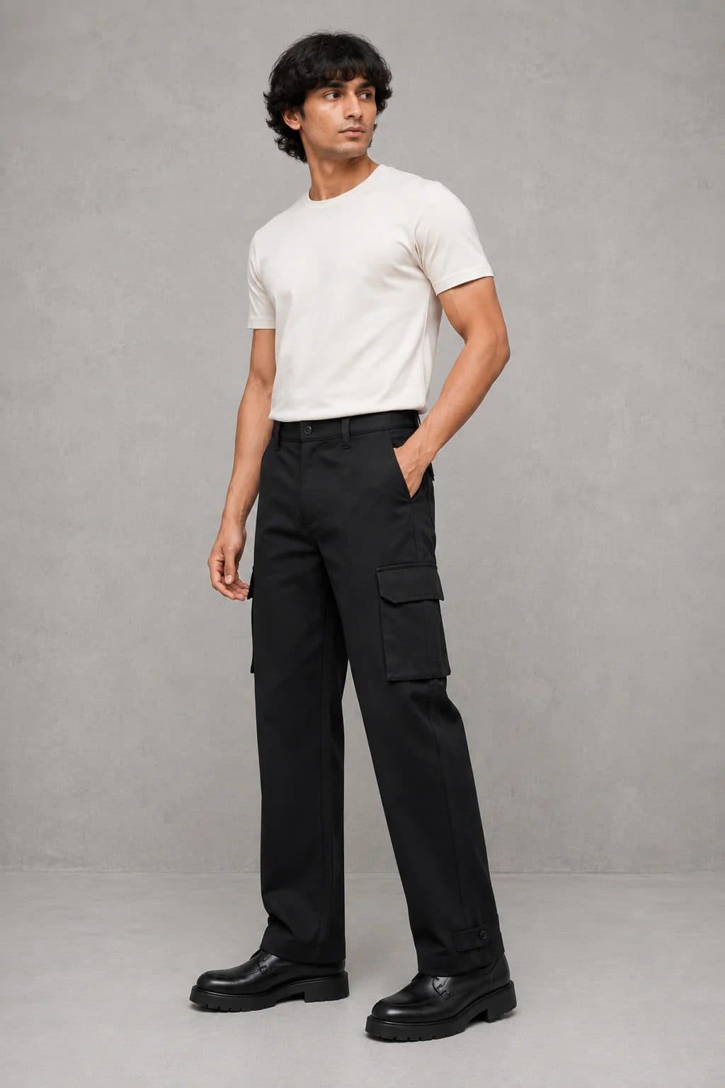 BLACK OVERSIZED SIX POCKET CARGO WITHOUT FLAP image 4