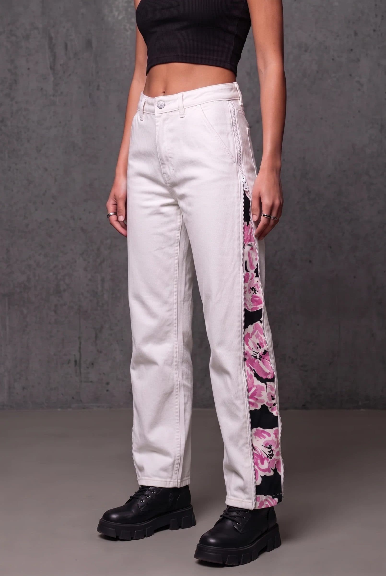 DAY TO NIGHT DENIM WHITE WOMEN'S PANT image 5