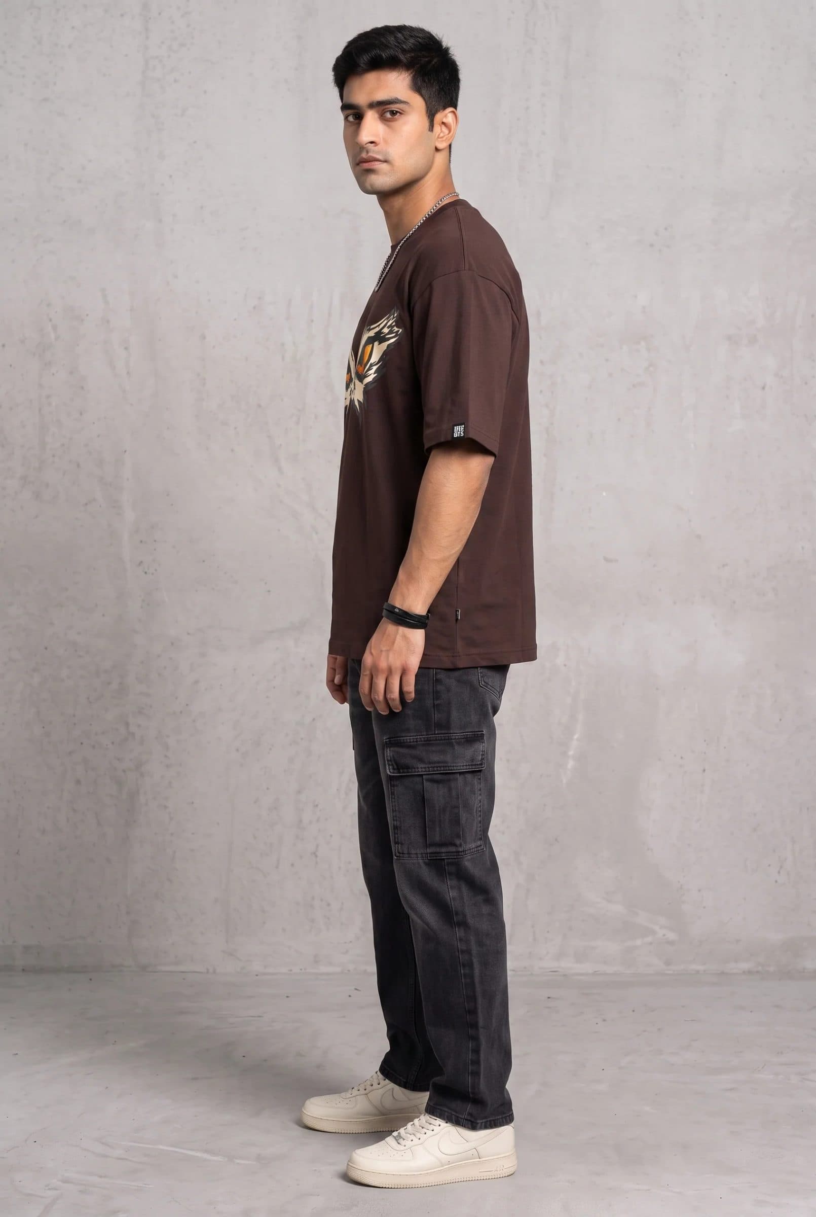 EAGLE EYE BROWN MEN’S OVERSIZED T-SHIRT image 8
