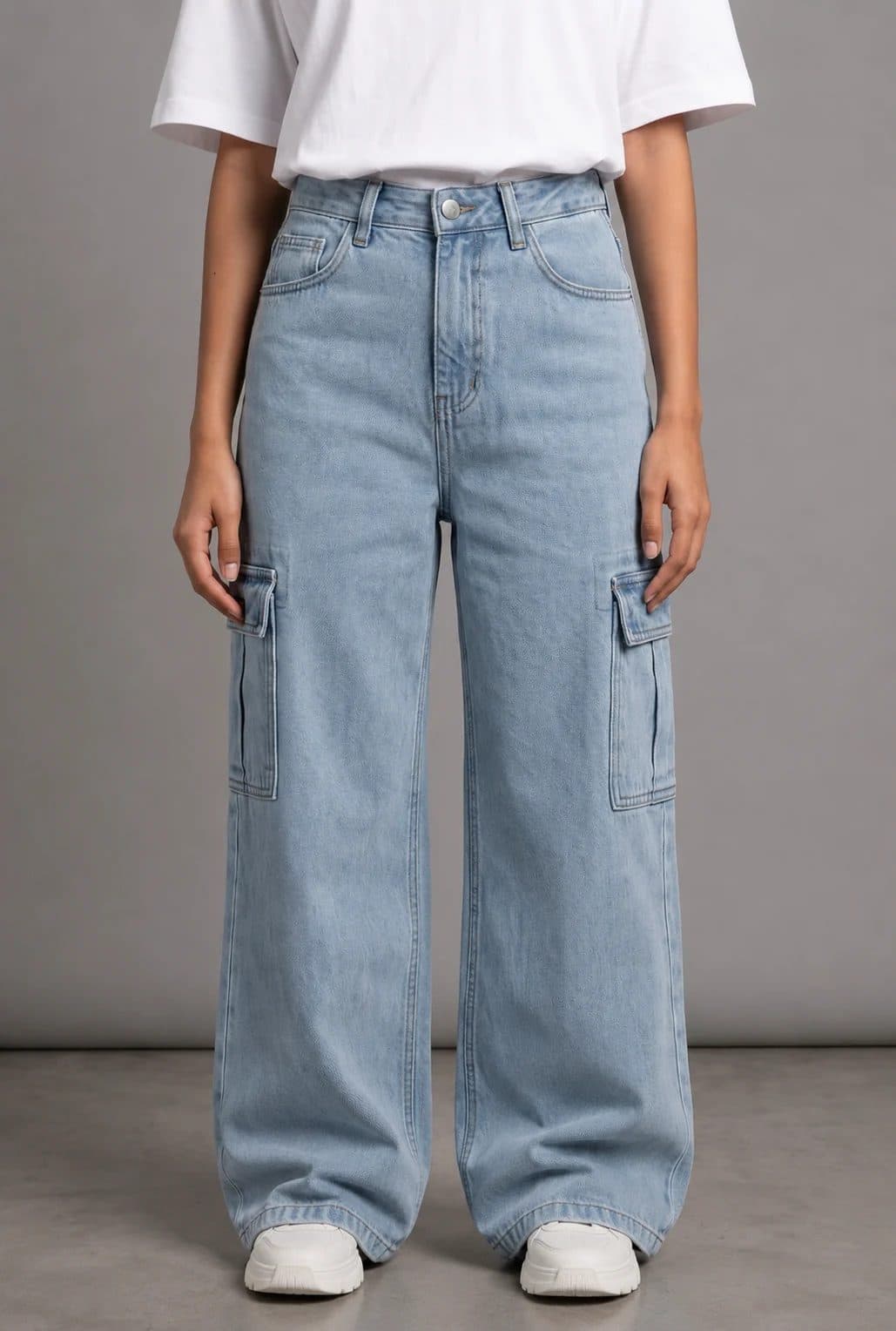ICED DENIM WOMEN'S CARGO image 3
