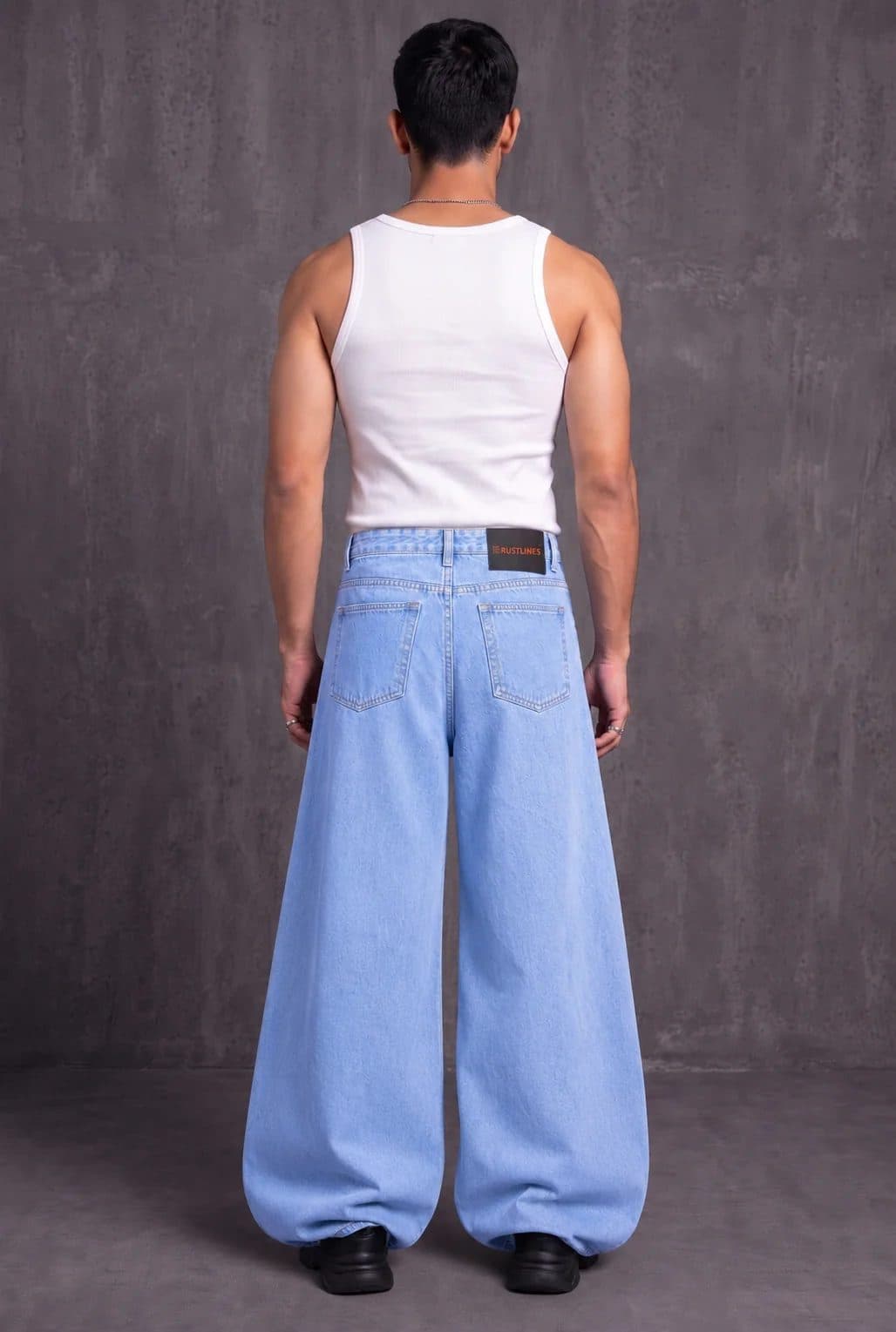 LIGHT BLUE MEN'S BALLOON FIT DENIM JEANS image 4