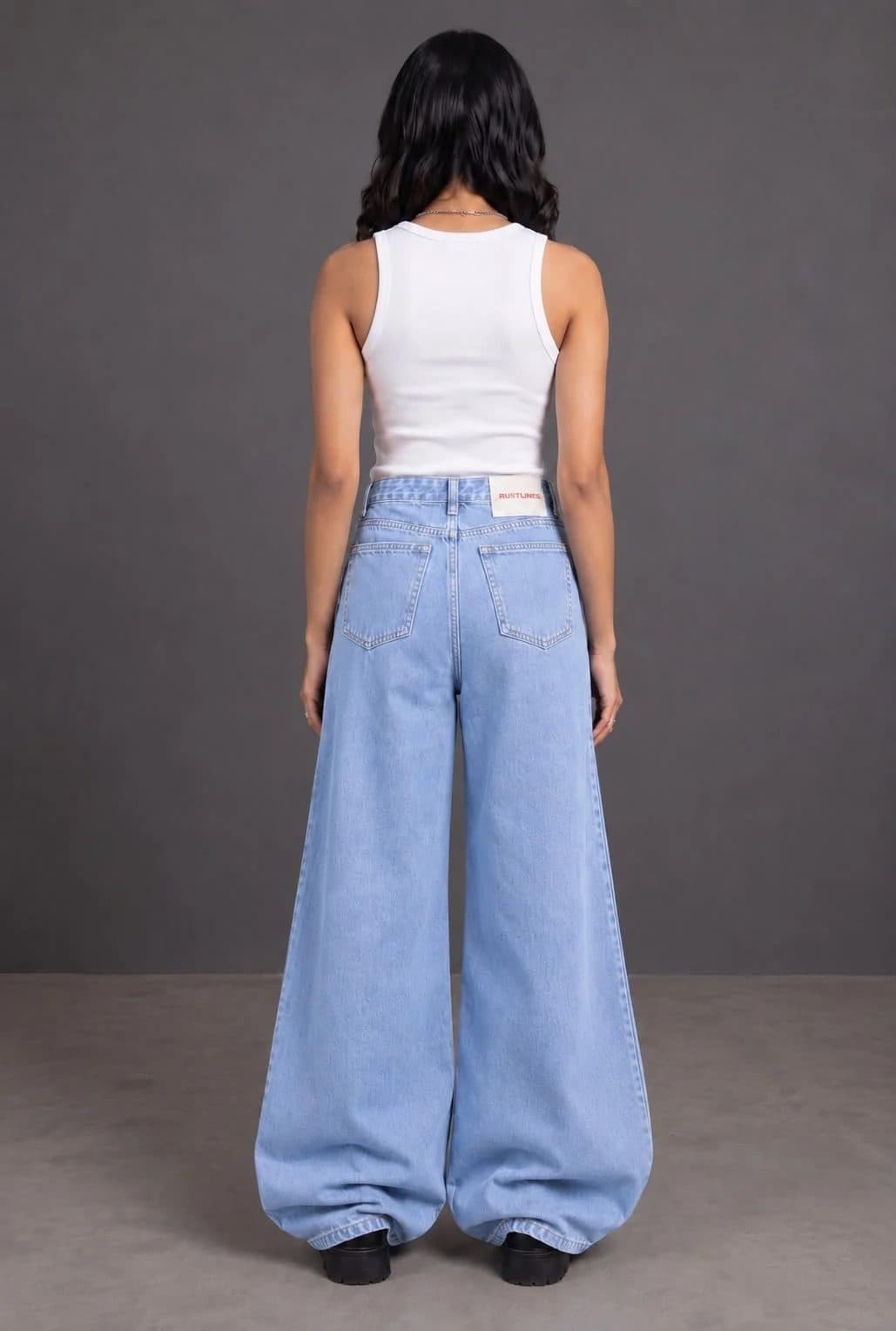 LIGHT BLUE WOMEN'S BALLOON FIT DENIM JEANS image 4