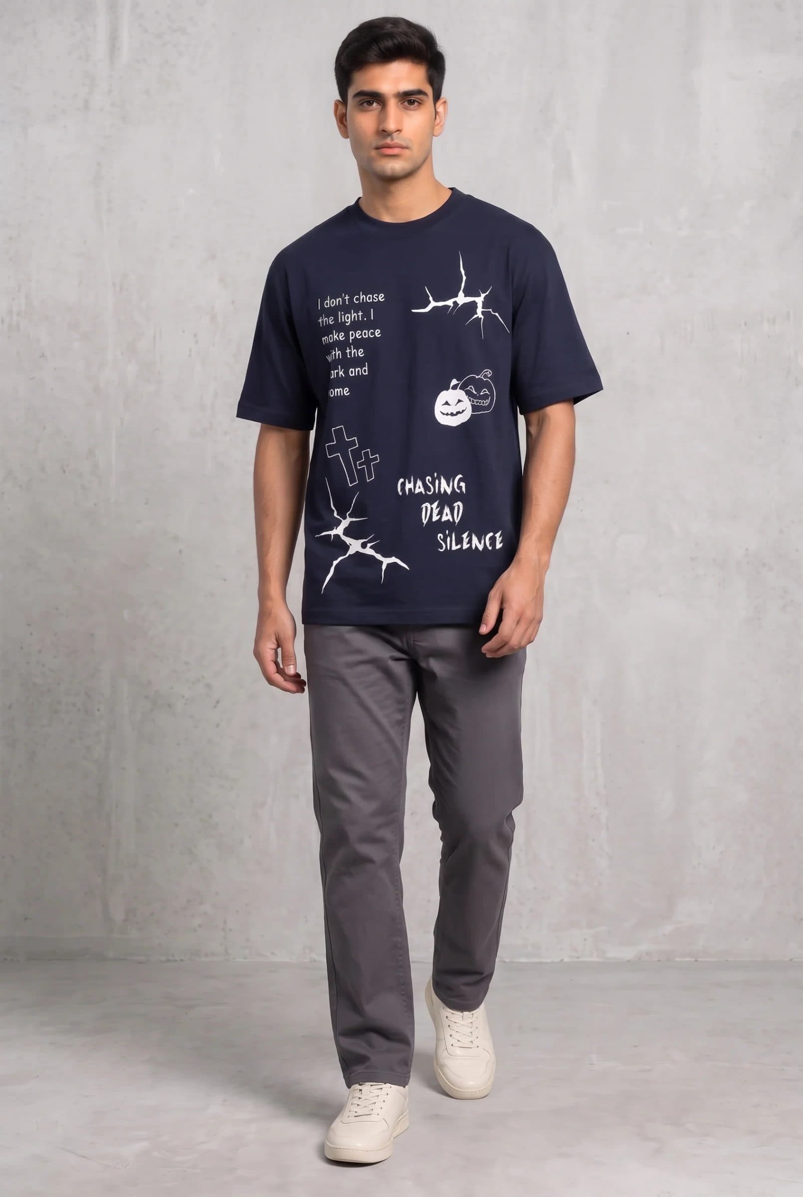 MIDNIGHT SPOOKY NAVY MEN’S OVERSIZED T-SHIRT image 5