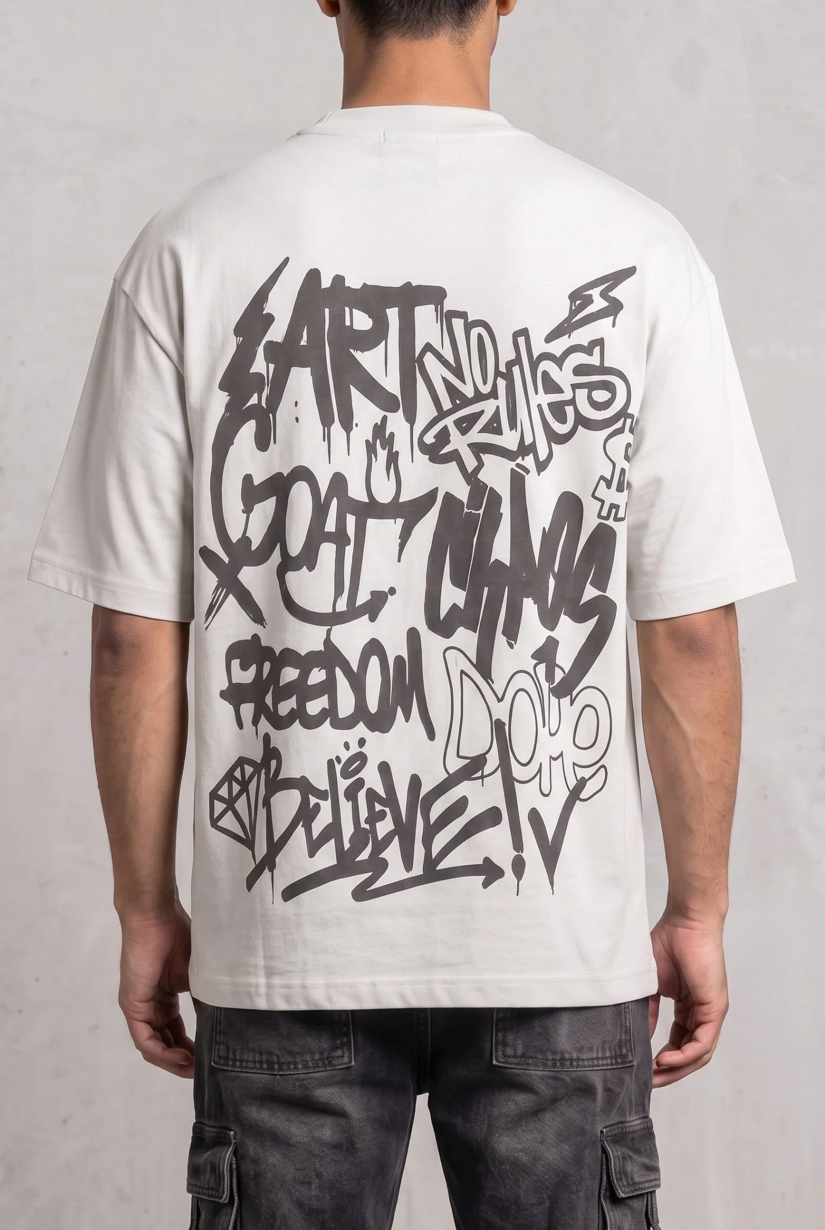 RUST GRAFFITI GREY MEN’S OVERSIZED T-SHIRT image 3