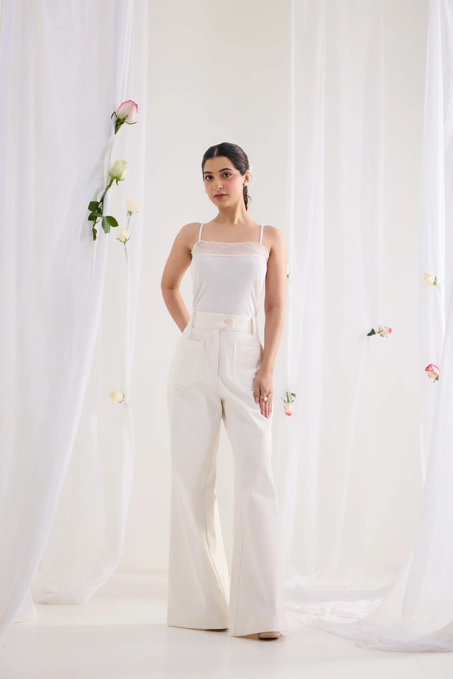 Safed Jeans image 1