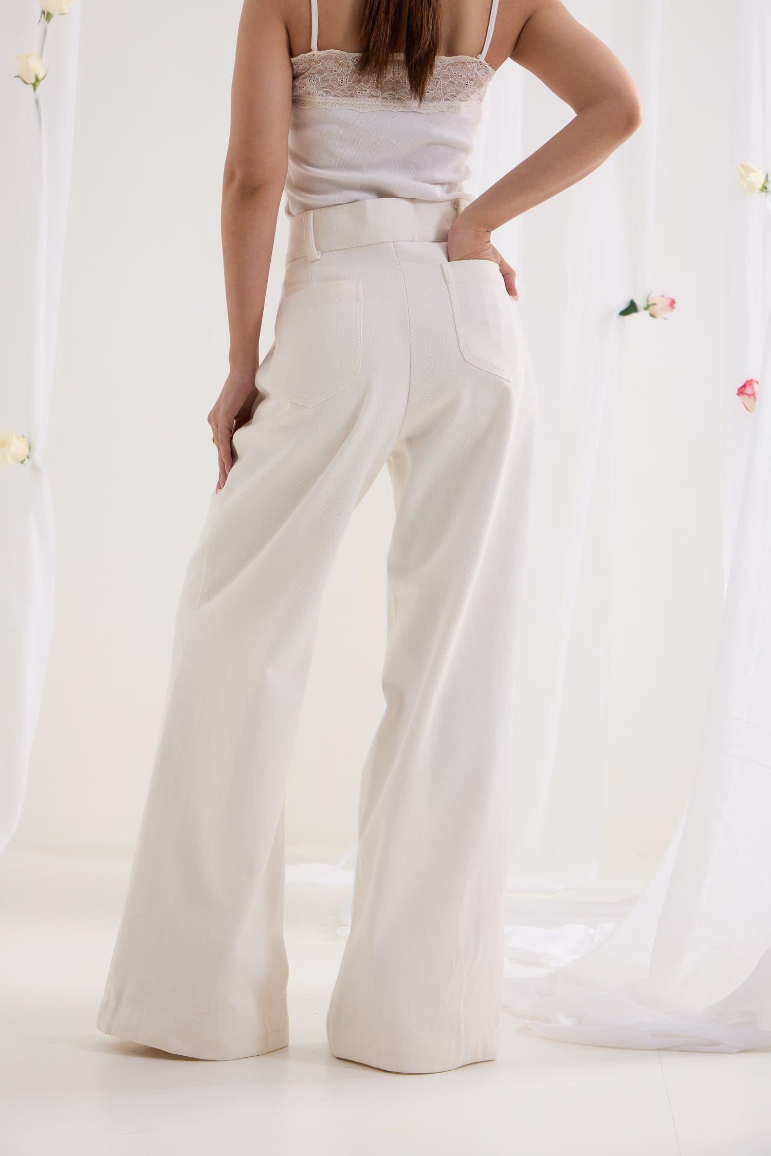 Safed Jeans image 3